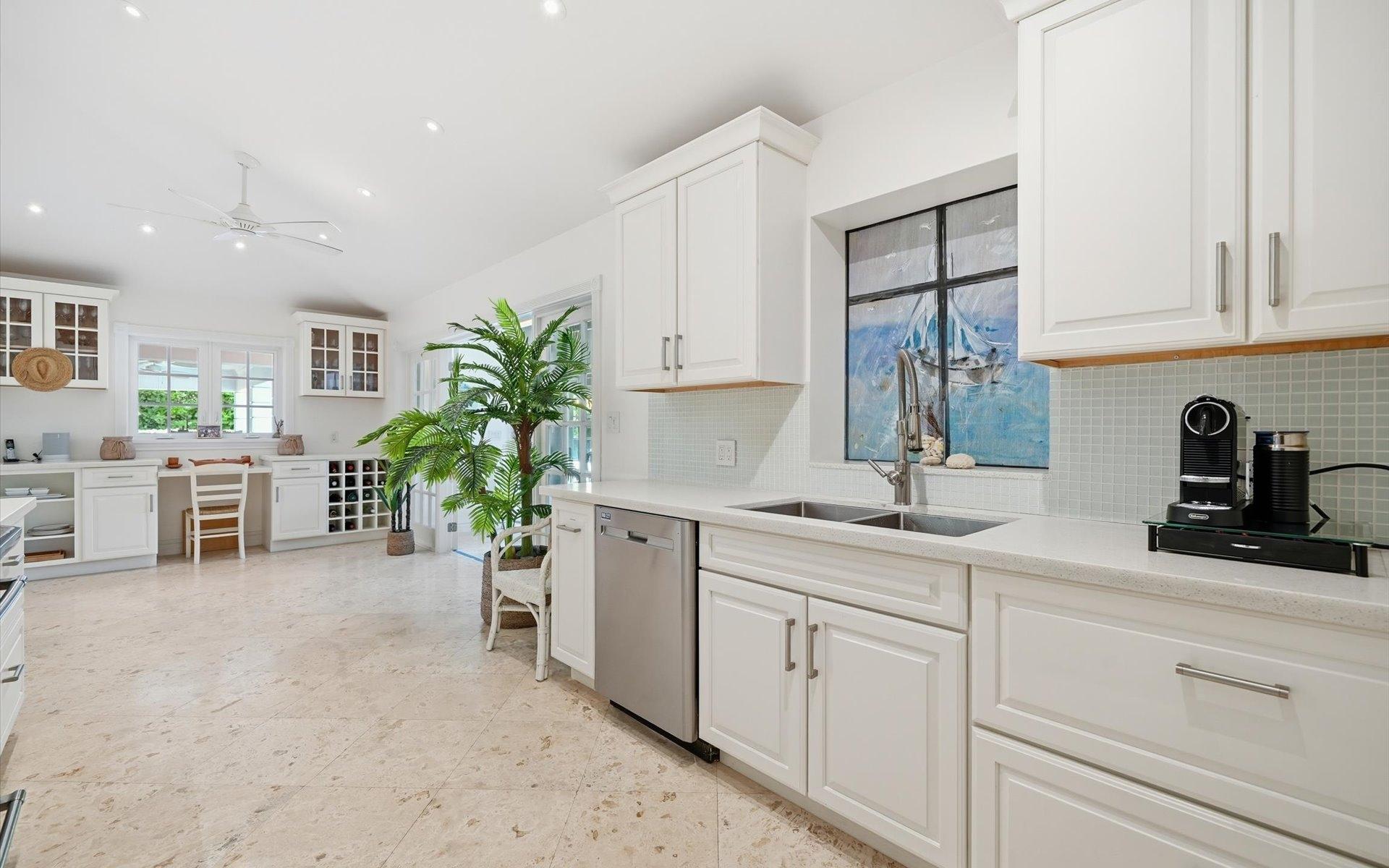 DAR LALLA EDGEWATER DRIVE