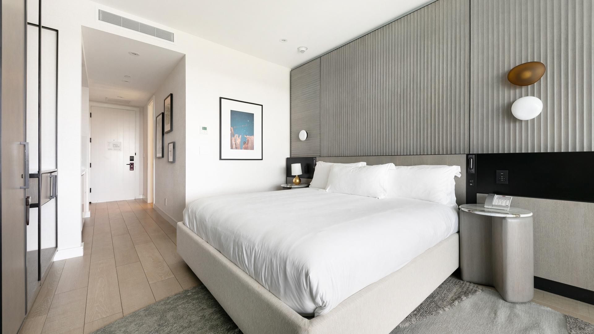 FIFTH FLOOR UNIT, GOLDWYN