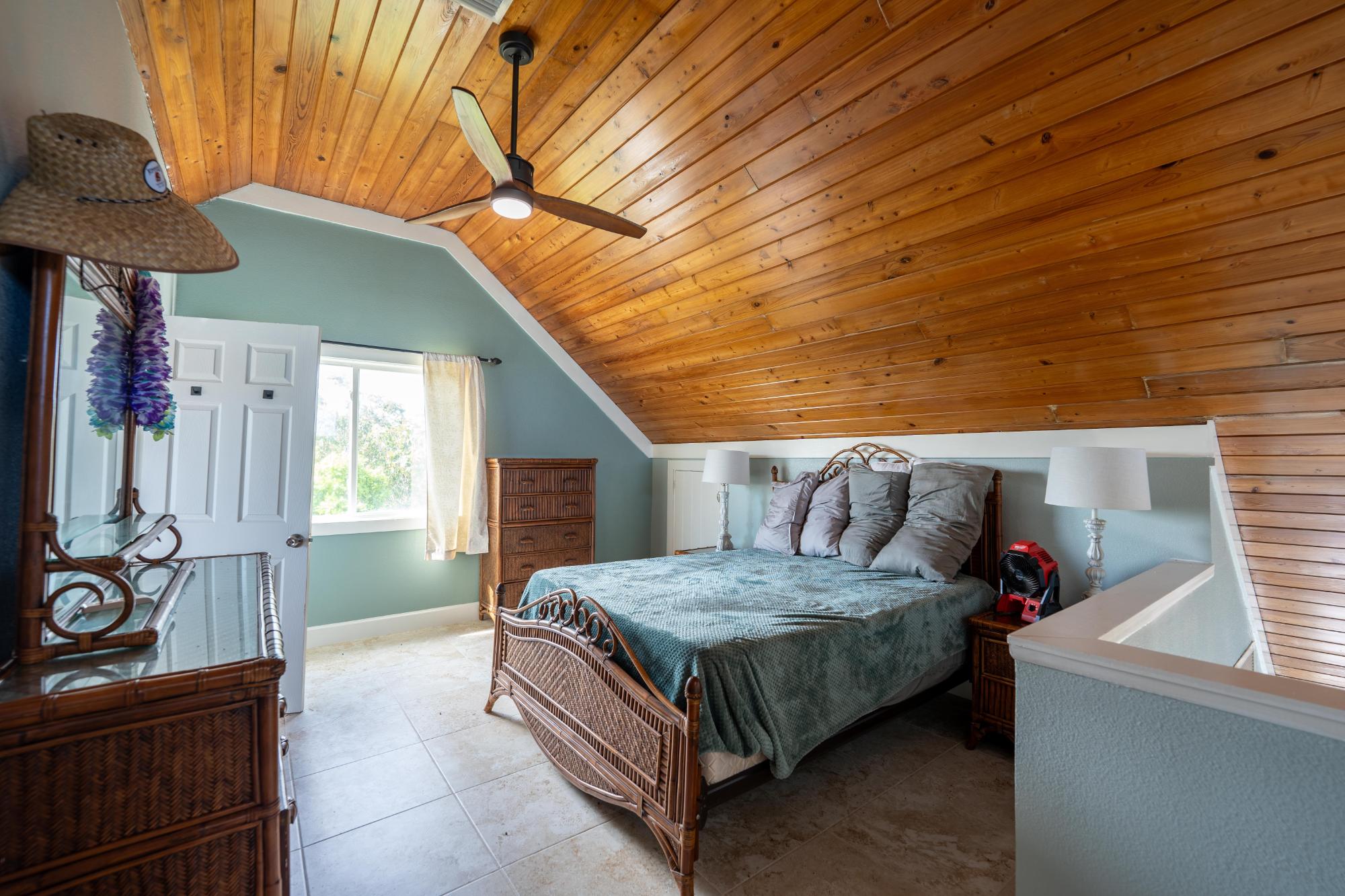 LOT 8, BOILING HOLE POINT