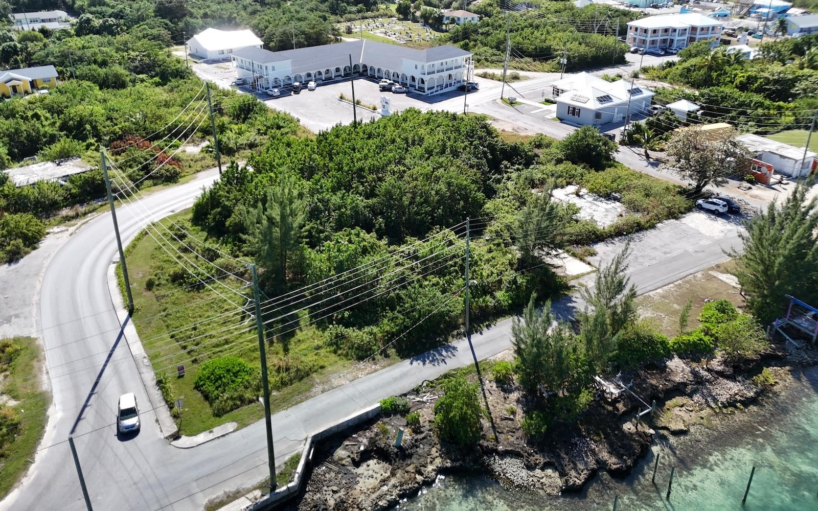 ELIZABETH AVE & BAY STREET