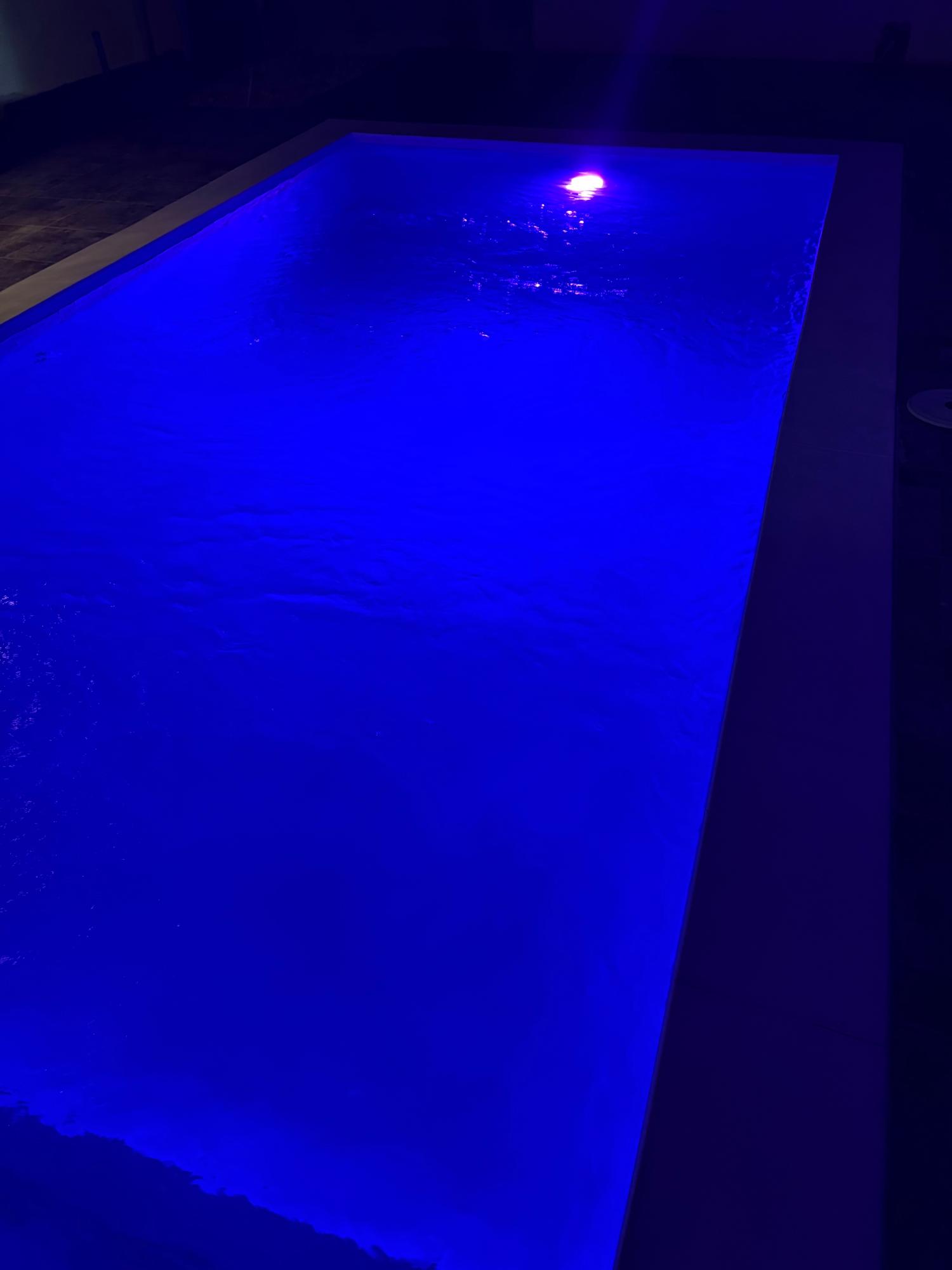 TROPICAL GARDENS OLYMPIC