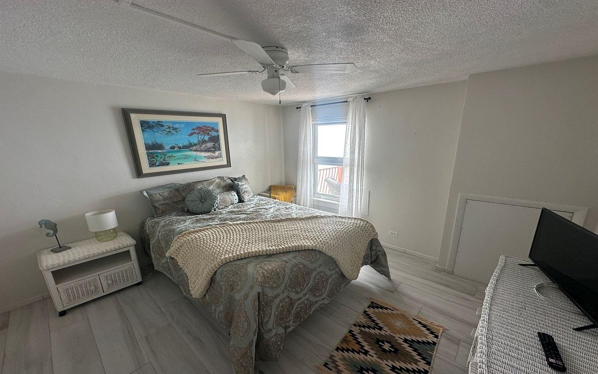 DELAPORTE POINT NASSAU