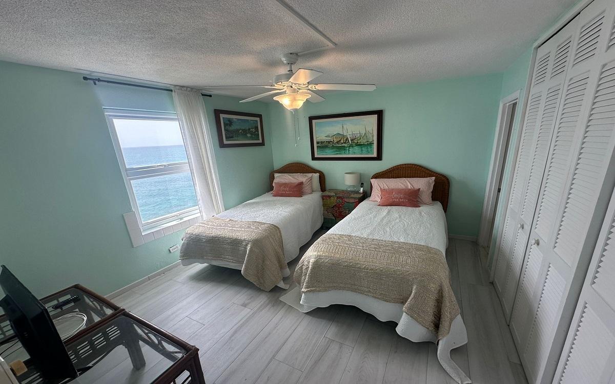 DELAPORTE POINT NASSAU