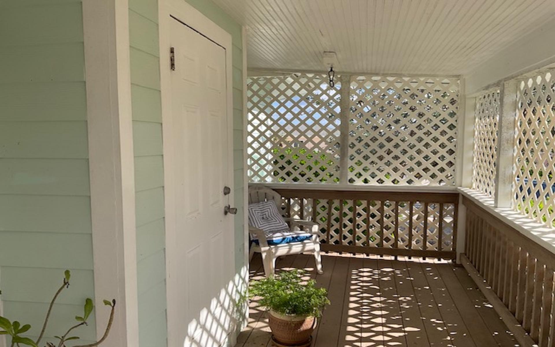 BEACHFRONT HOME IN MILEY