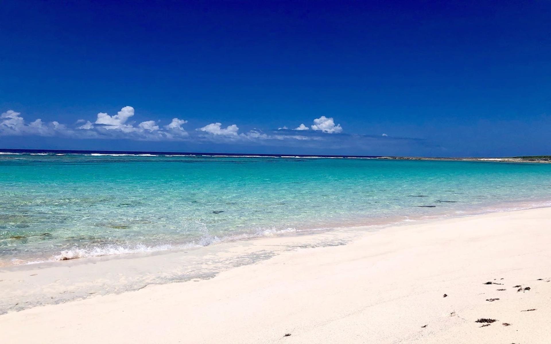 BEACHFRONT HOME IN MILEY