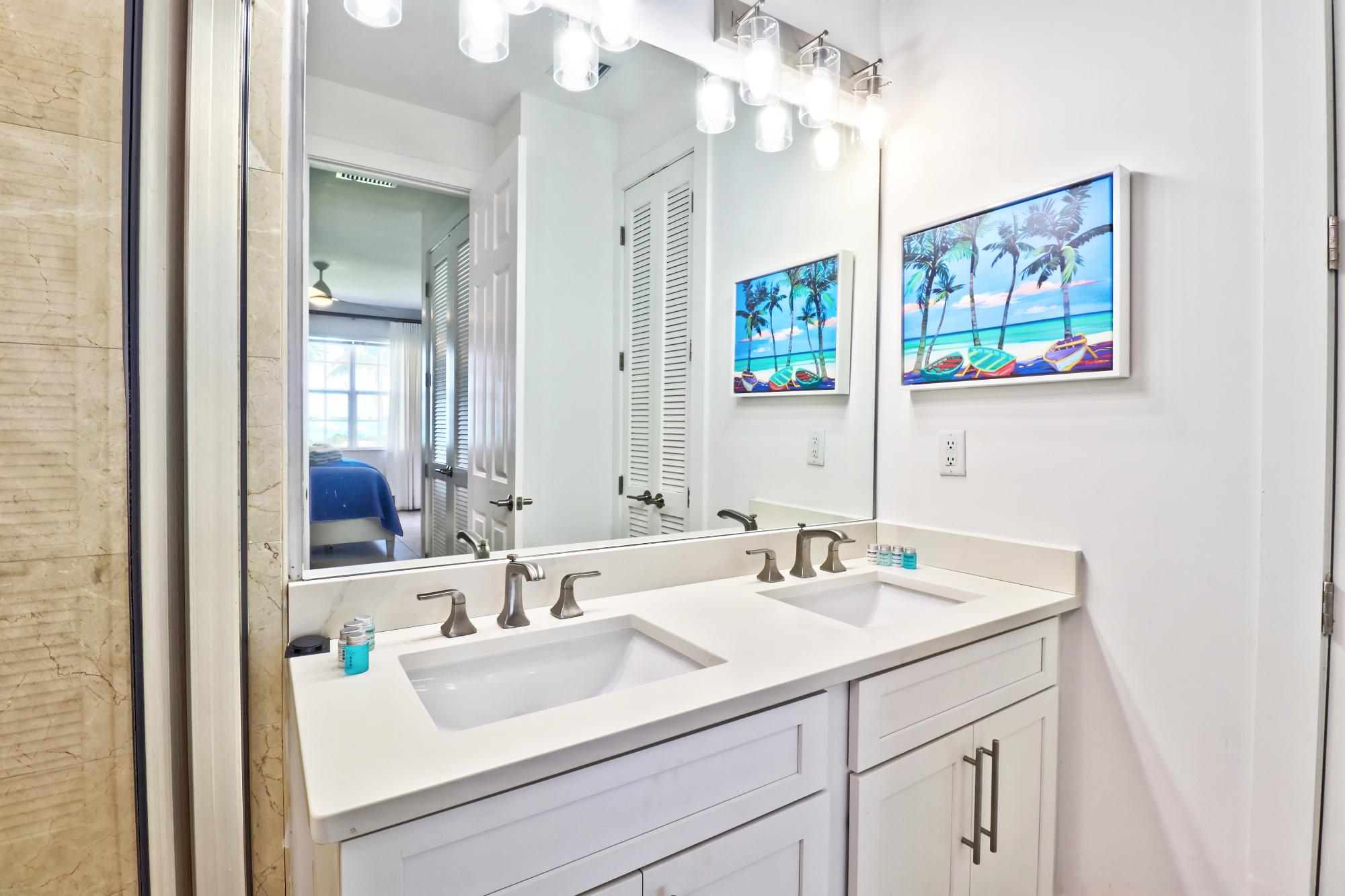 Condo 2083 Garage 51