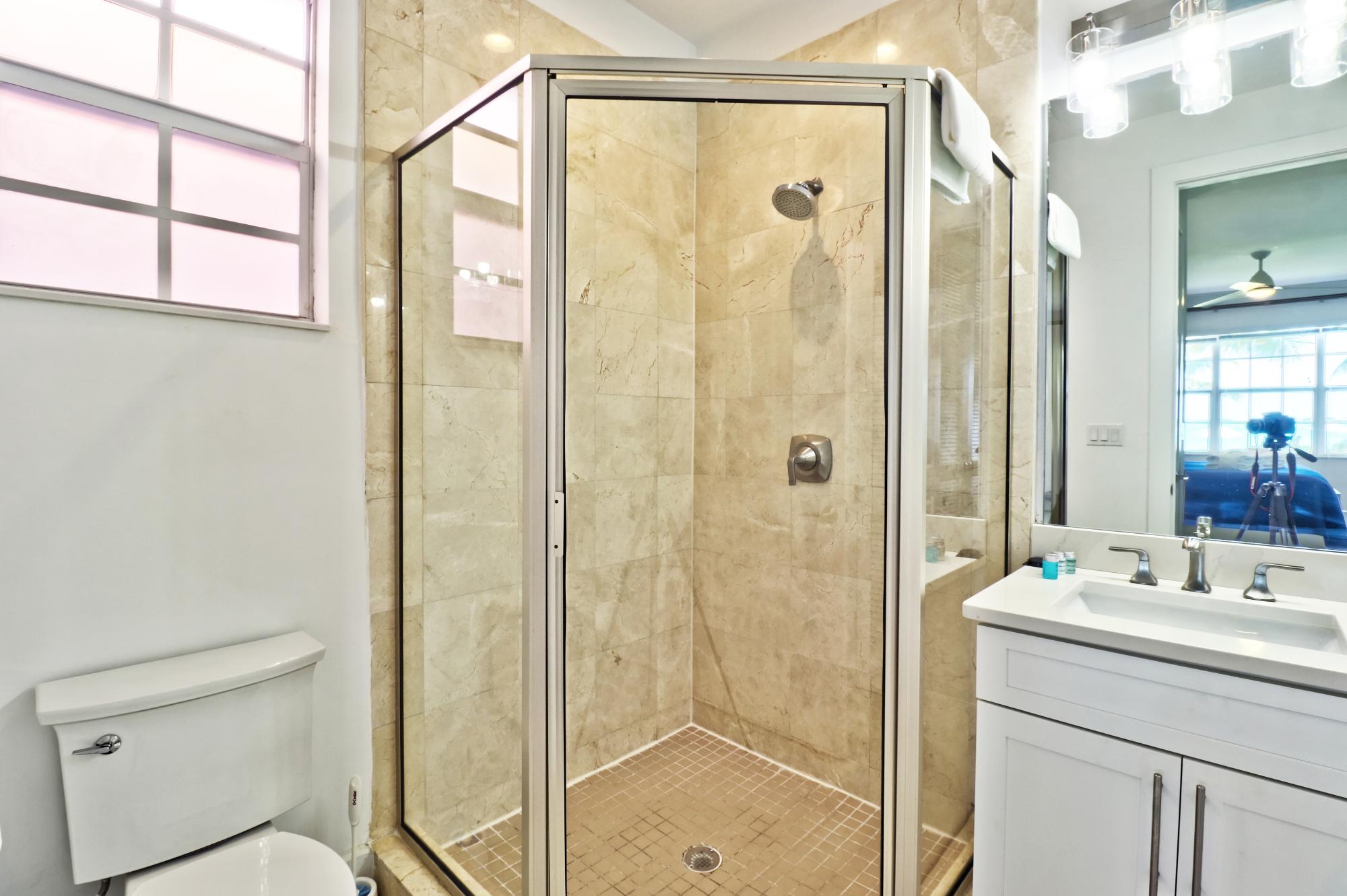 Condo 2083 Garage 51