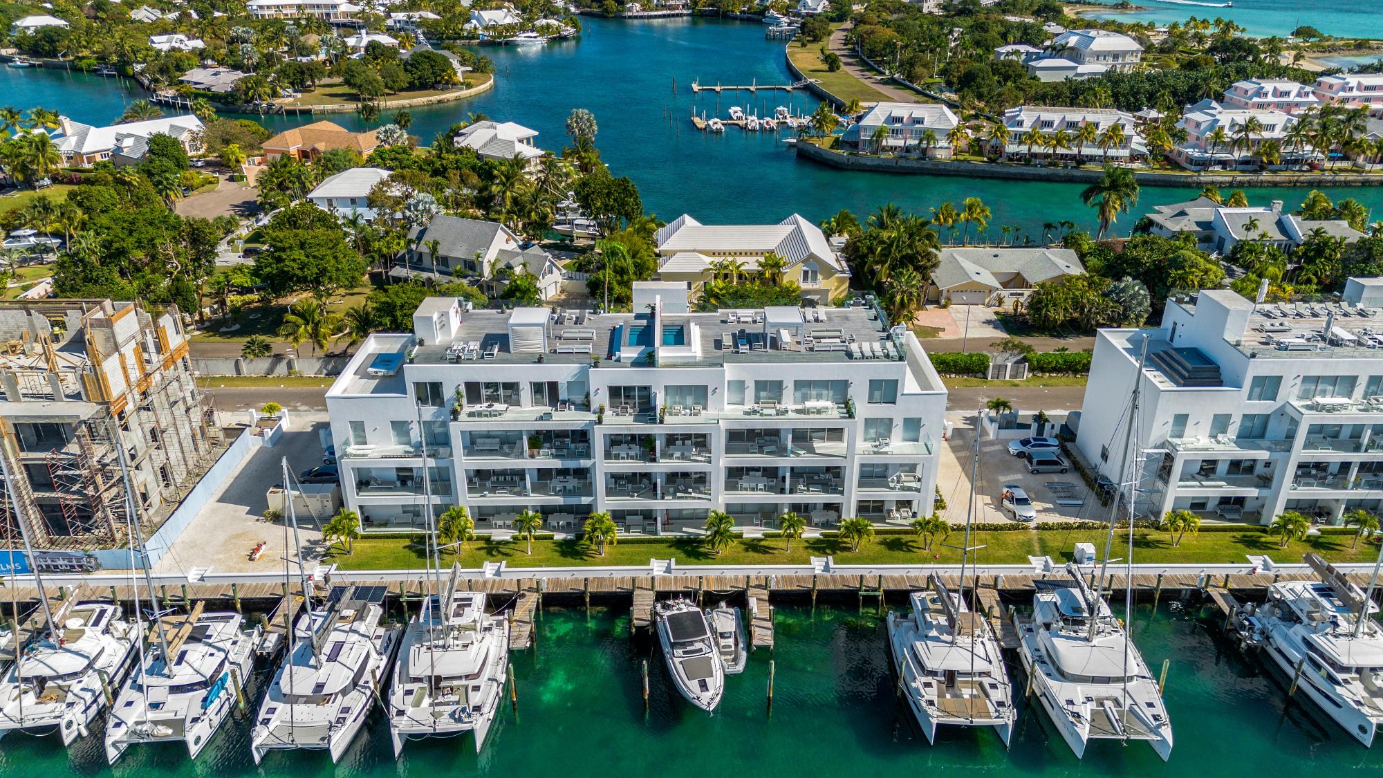 ONE MARINA PALM CAY