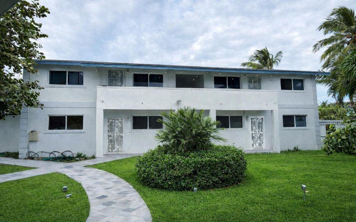 WESTWARD VILLAS FOURPLEX