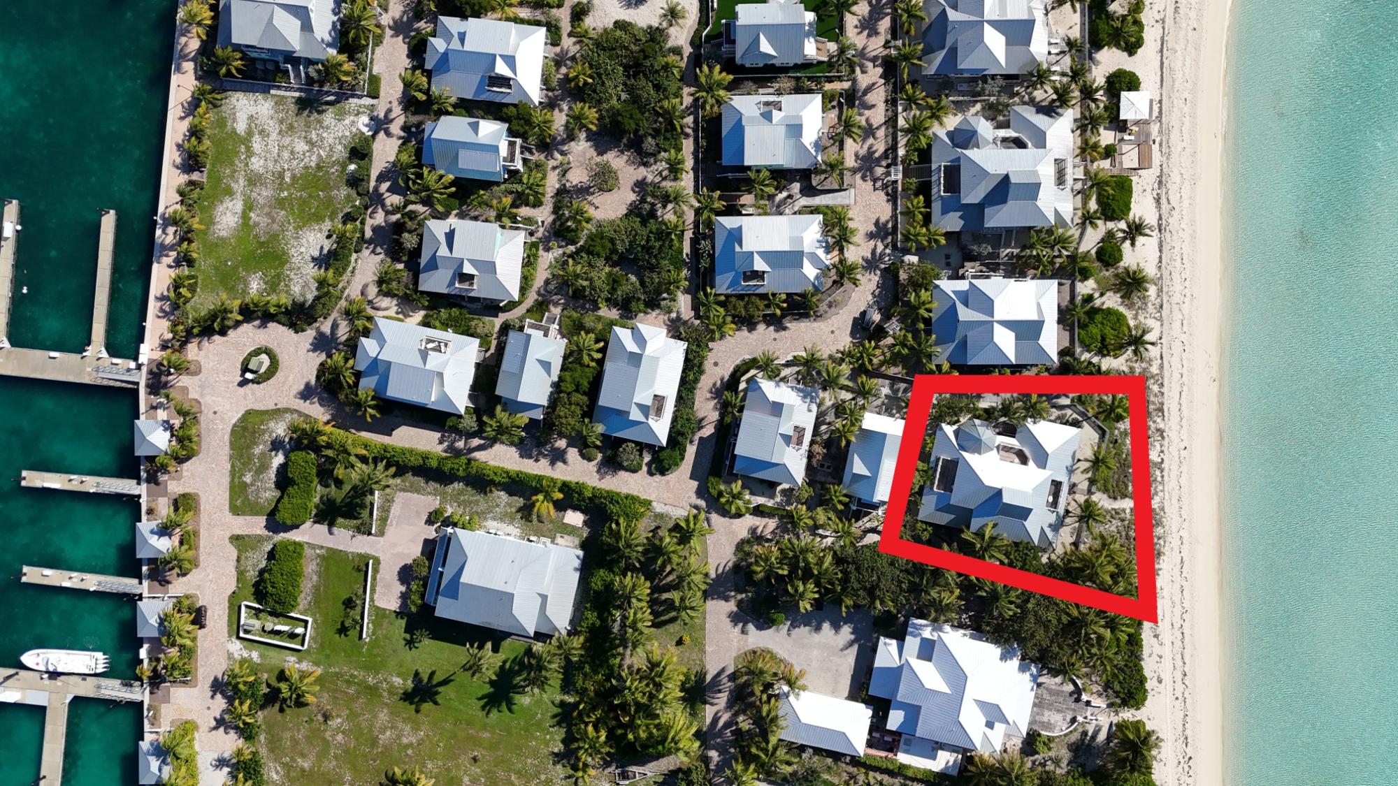 CHUB CAY RESORT & MARINA