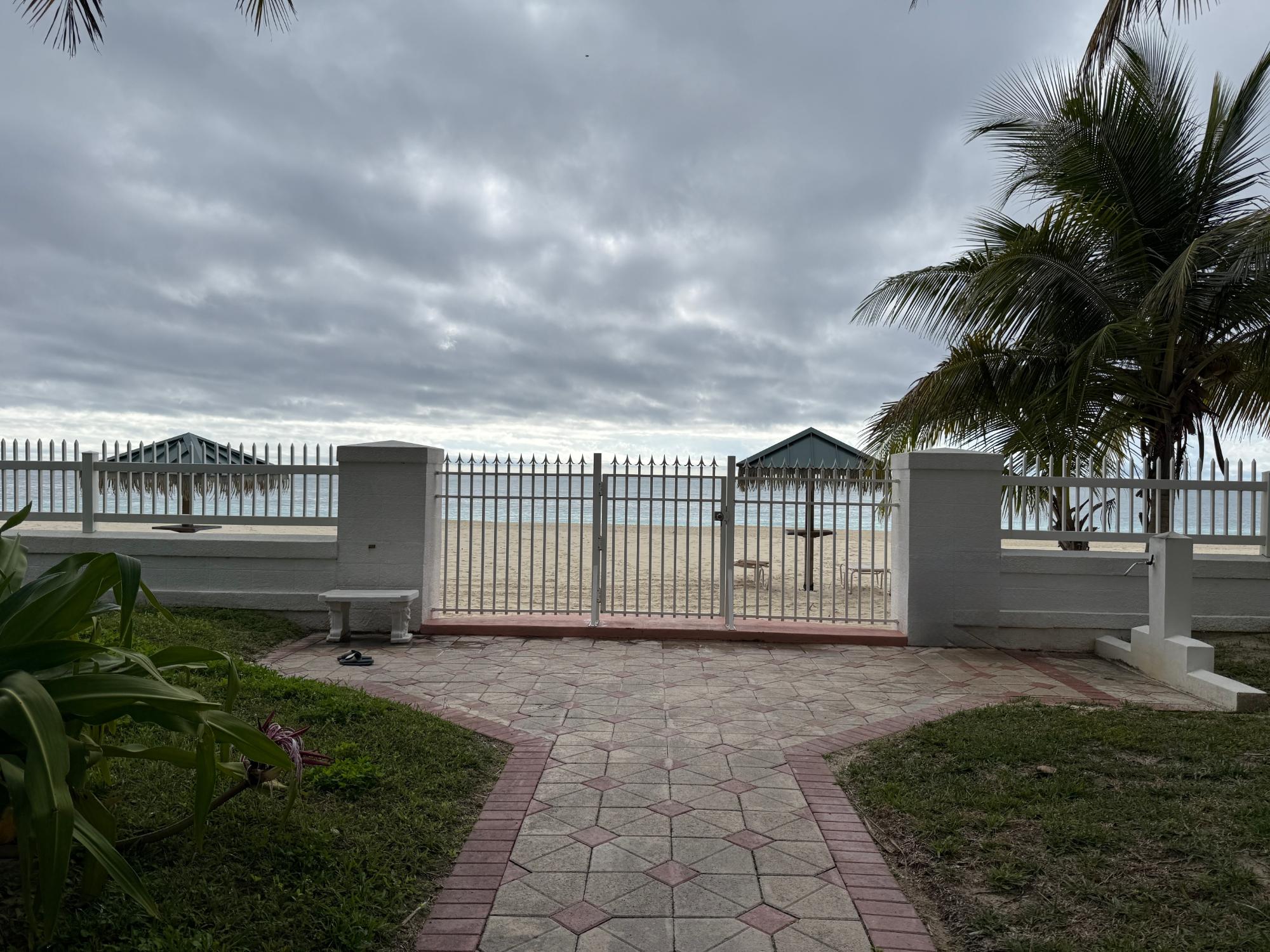 SILVER POINT CONODMINIUMS