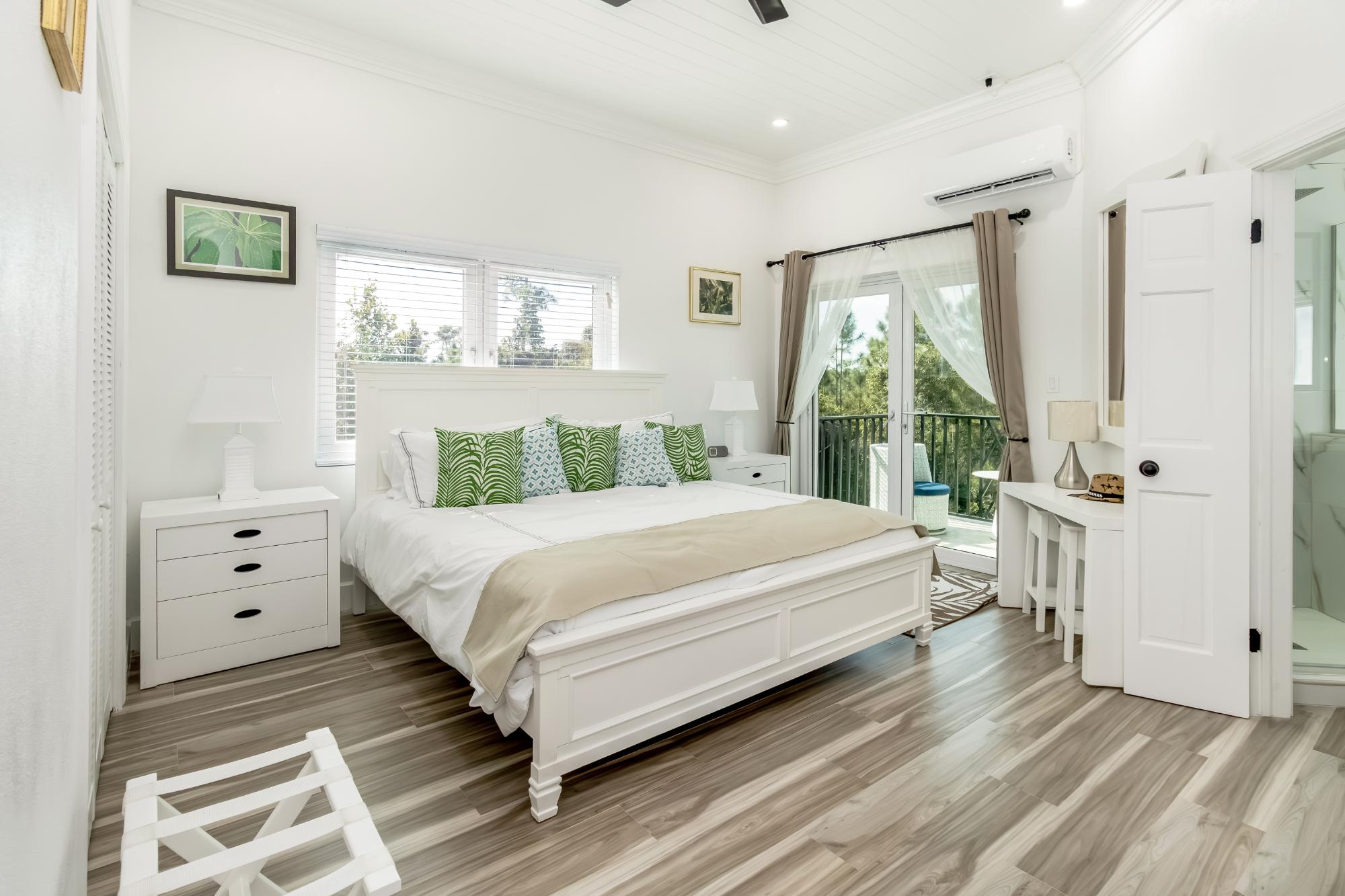 SOUTH OCEAN TOWNHOUS