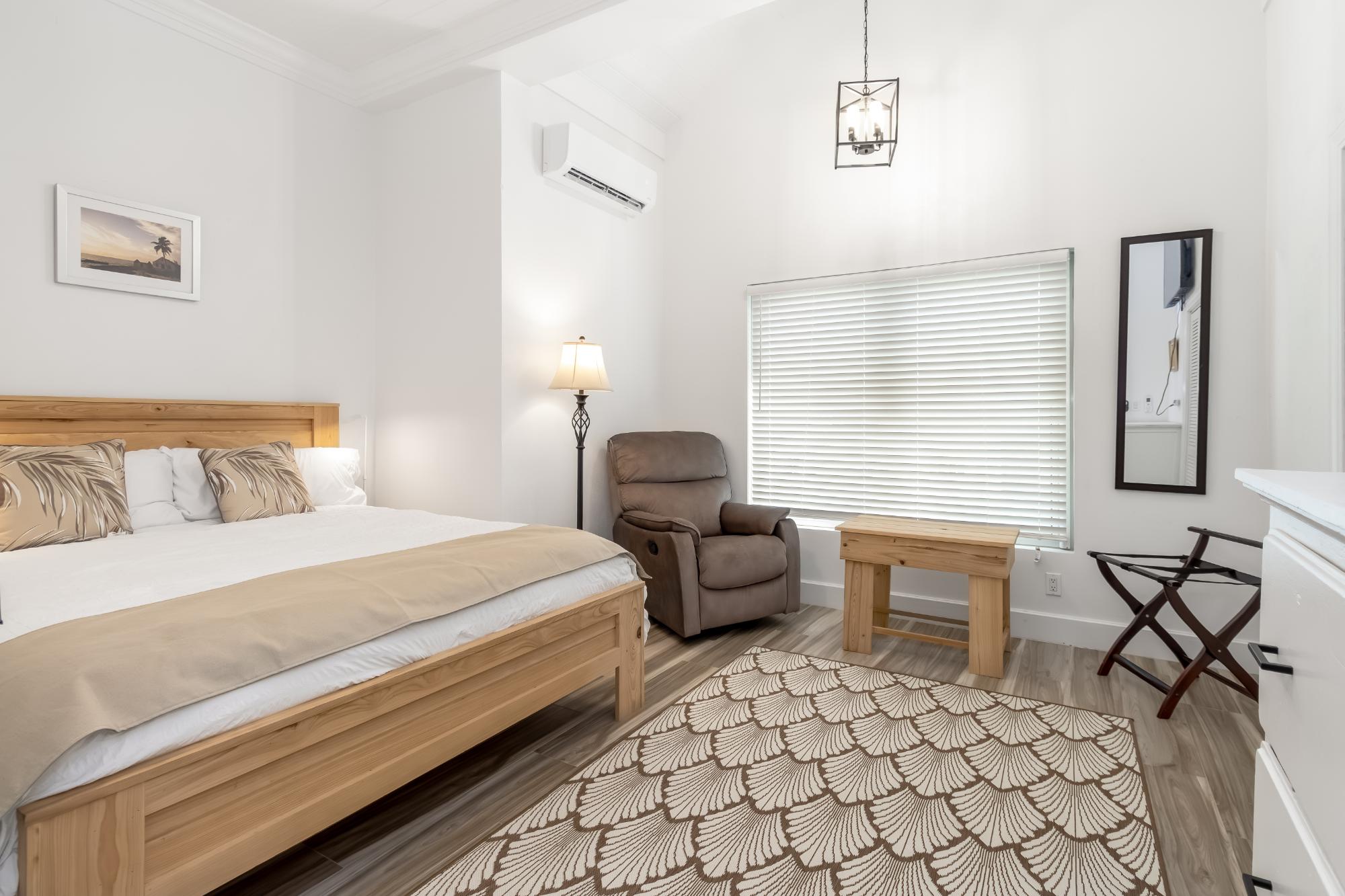 SOUTH OCEAN TOWNHOUS