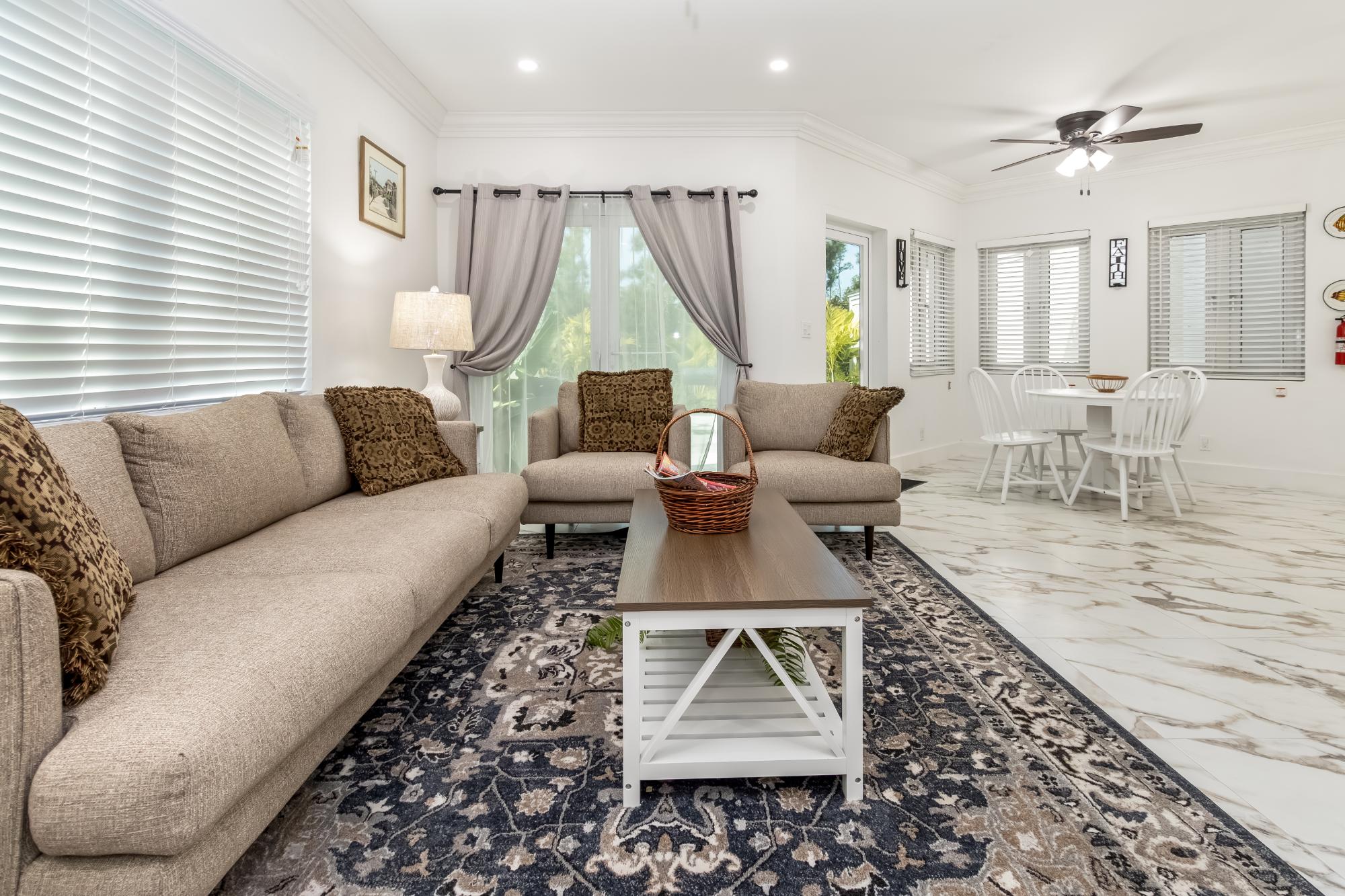 SOUTH OCEAN TOWNHOUS