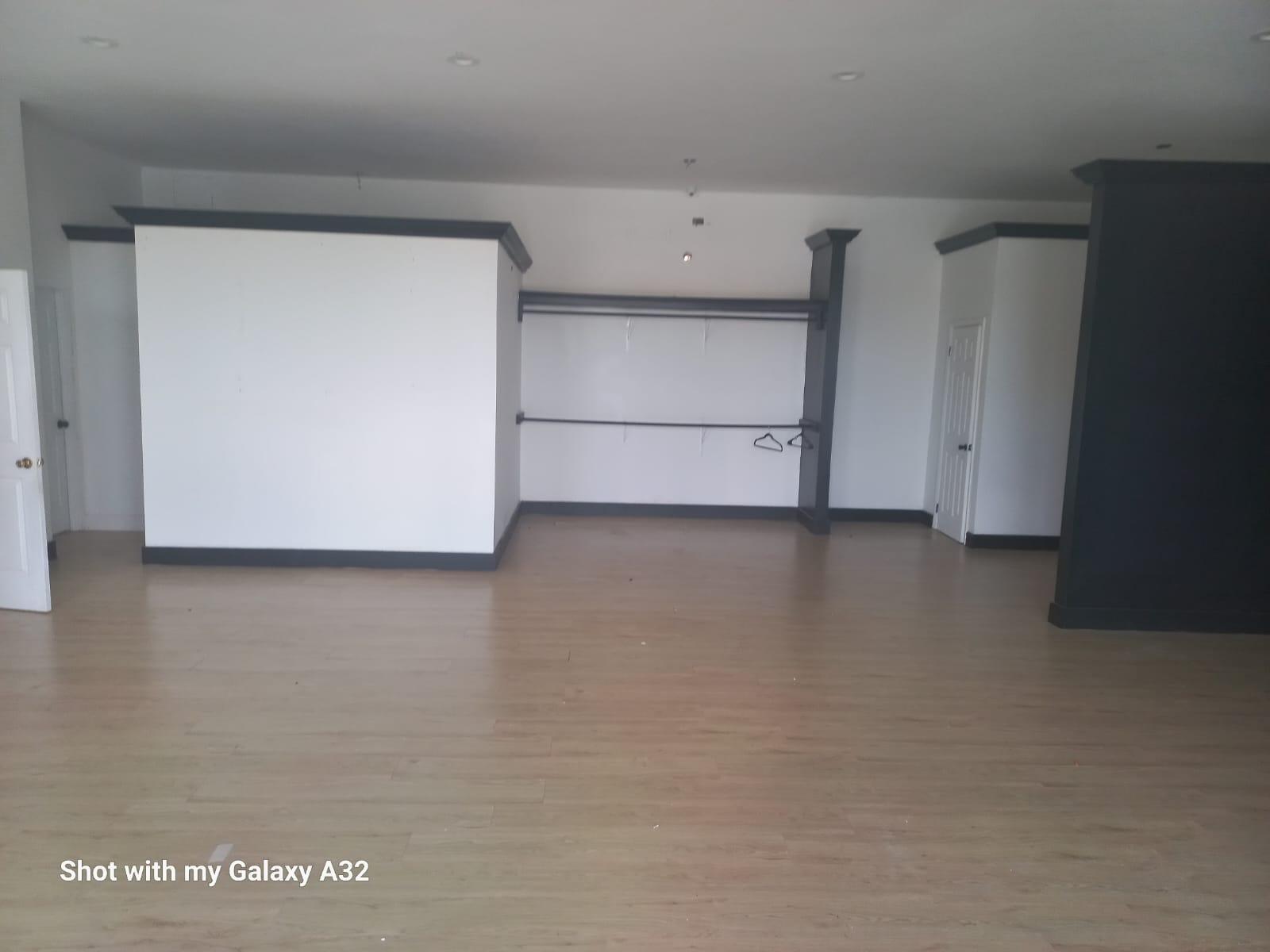 UNIT 2 RESILIENCE SQUARE COMMERCE CENTER