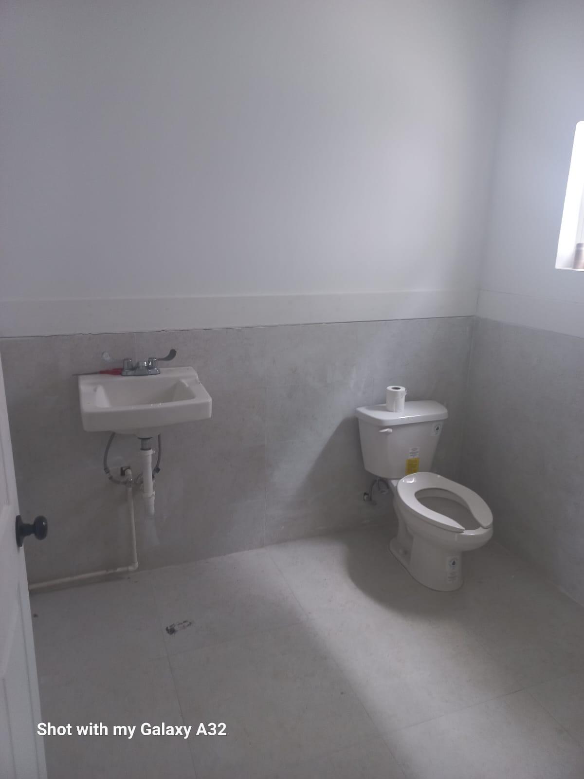 UNIT 2 RESILIENCE SQUARE COMMERCE CENTER