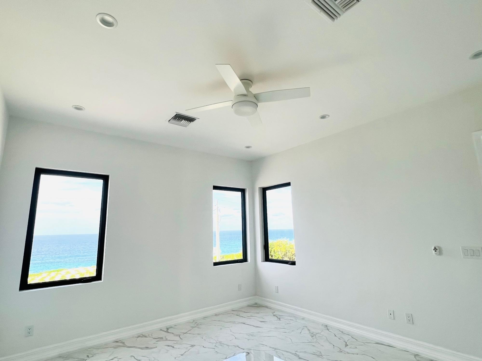 5 OCEAN DRIVE RAINBOW BAY