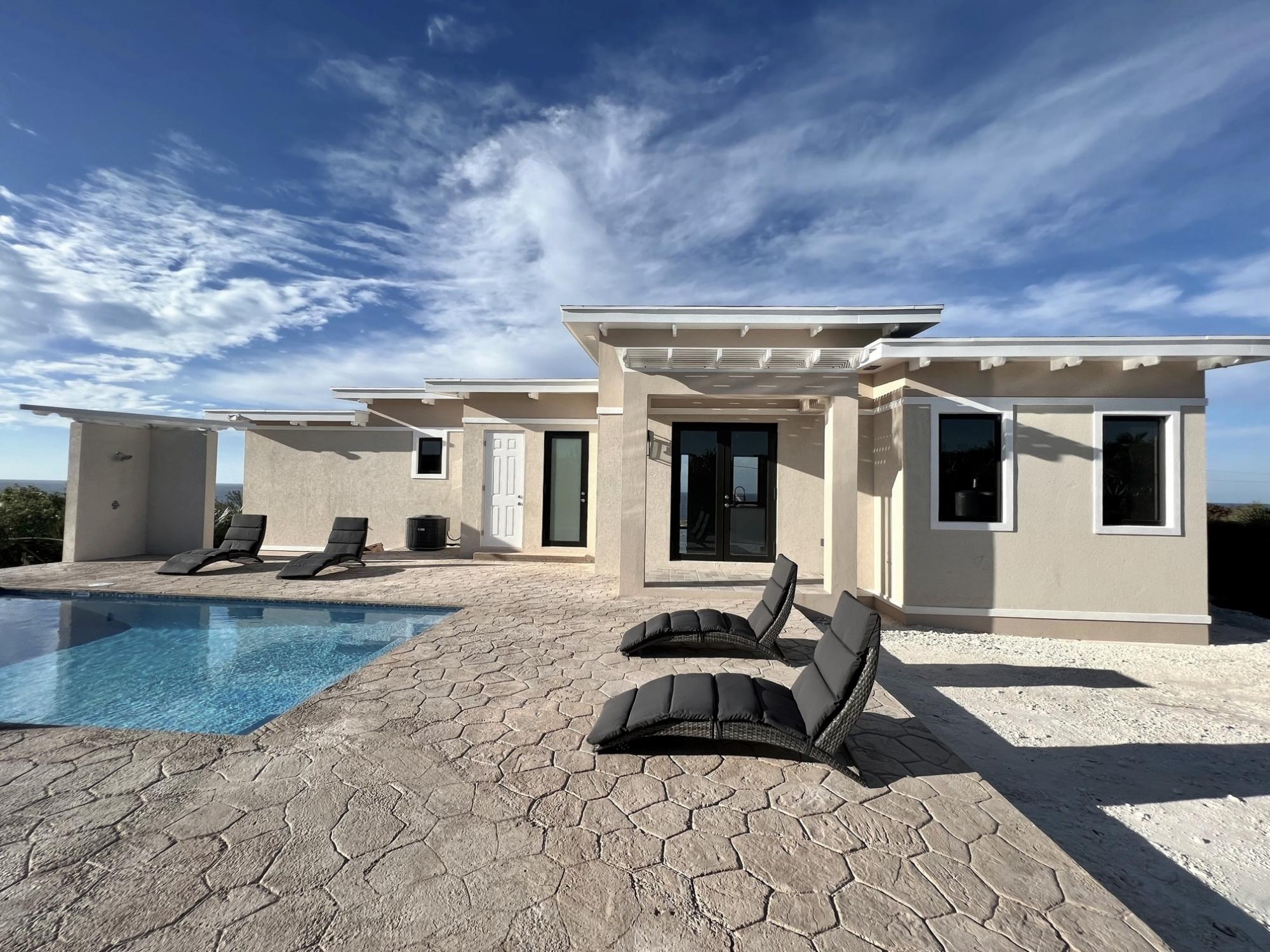 5 OCEAN DRIVE RAINBOW BAY