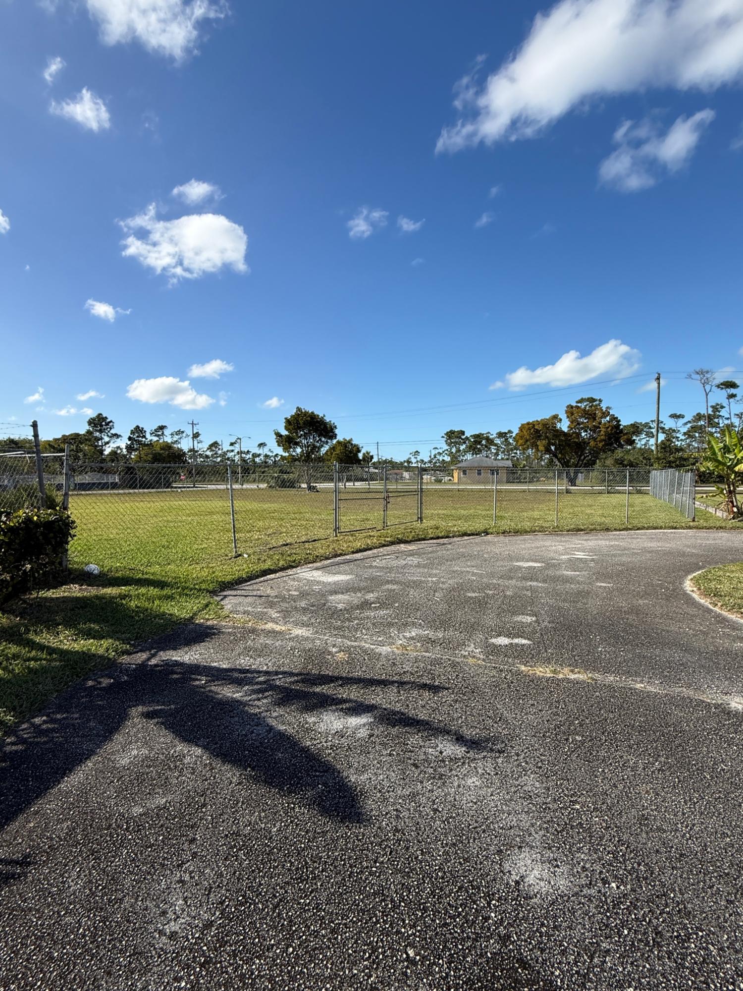 GREENING GLADE,FREEPORT,