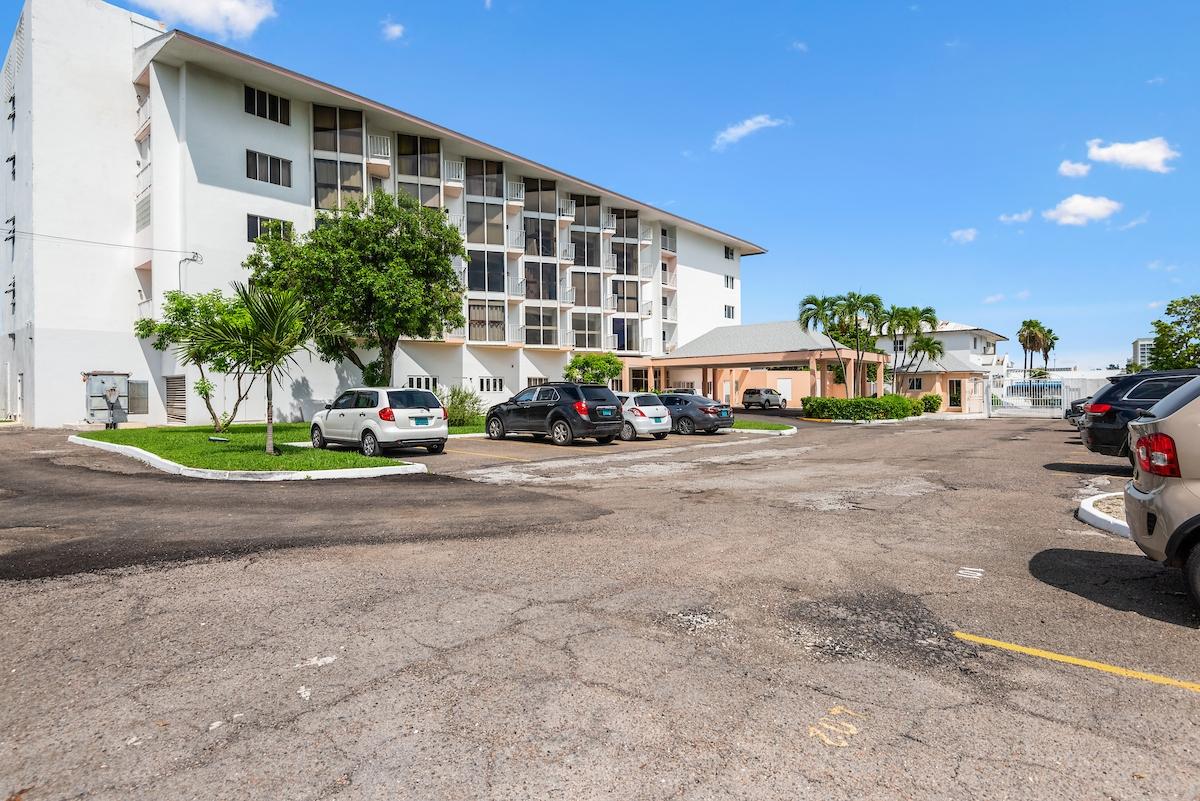 UNIT 301 PILOT HOUSE