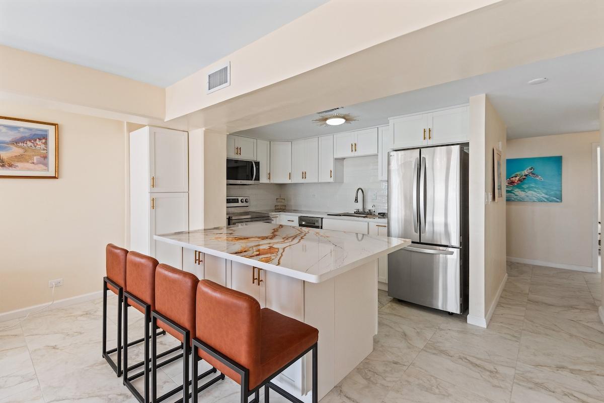 UNIT 301 PILOT HOUSE