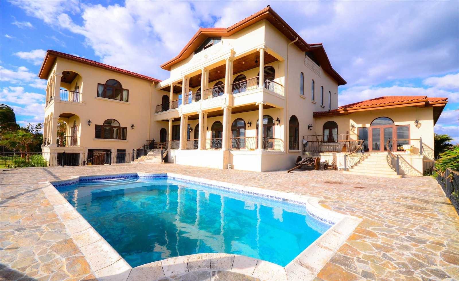 64 OCEAN CLUB ESTATES