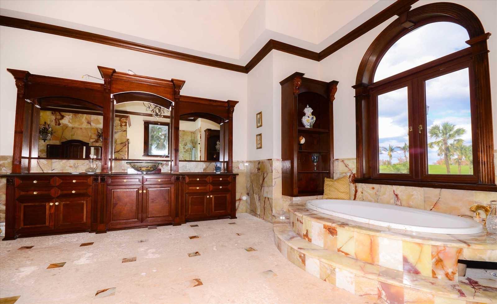 64 OCEAN CLUB ESTATES