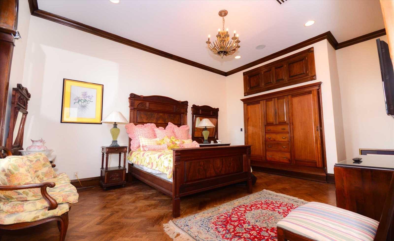 64 OCEAN CLUB ESTATES