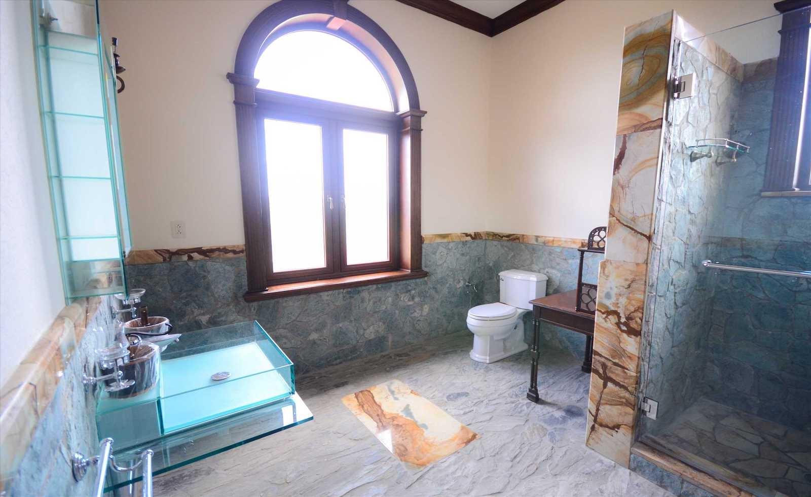 64 OCEAN CLUB ESTATES