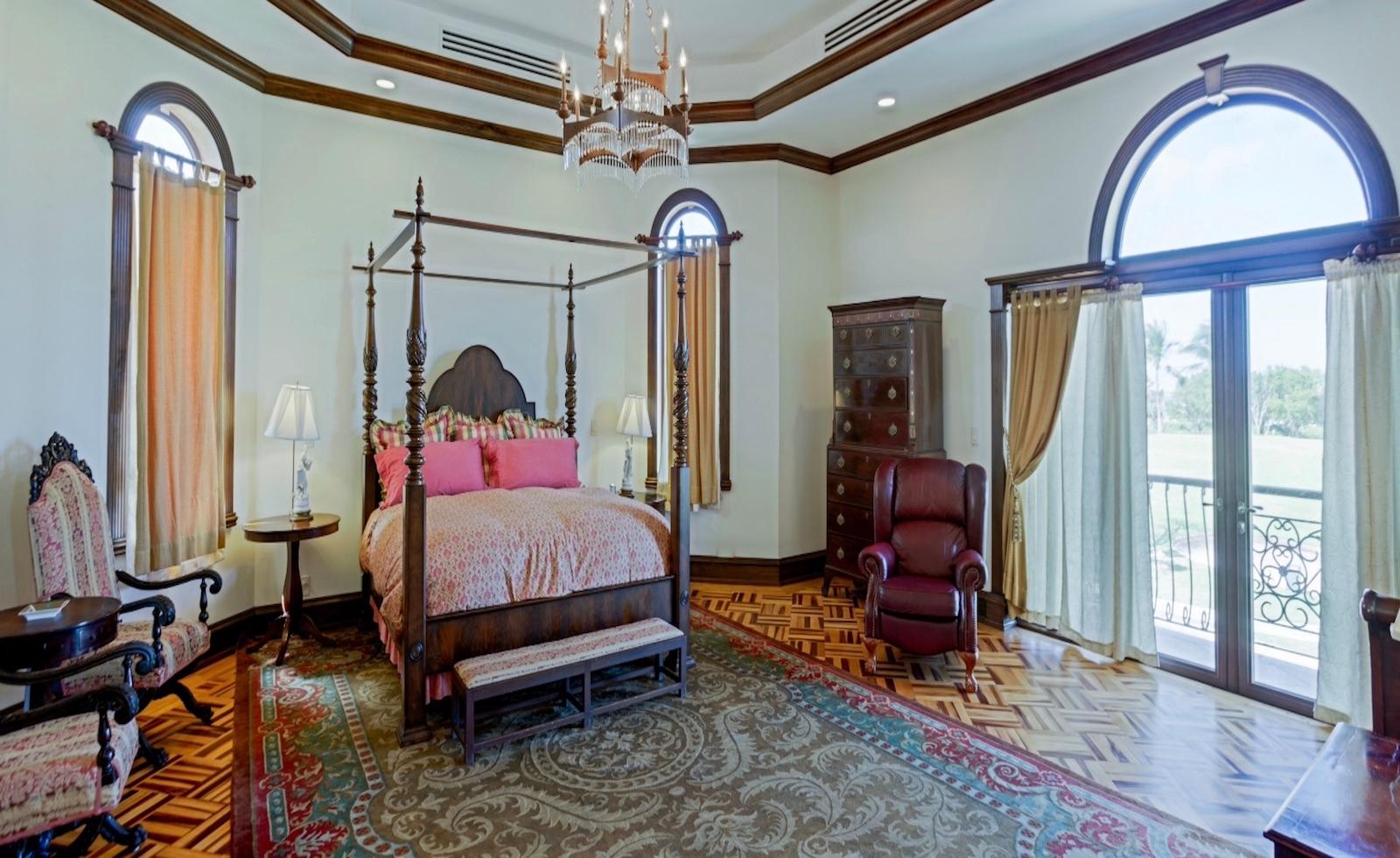 64 OCEAN CLUB ESTATES