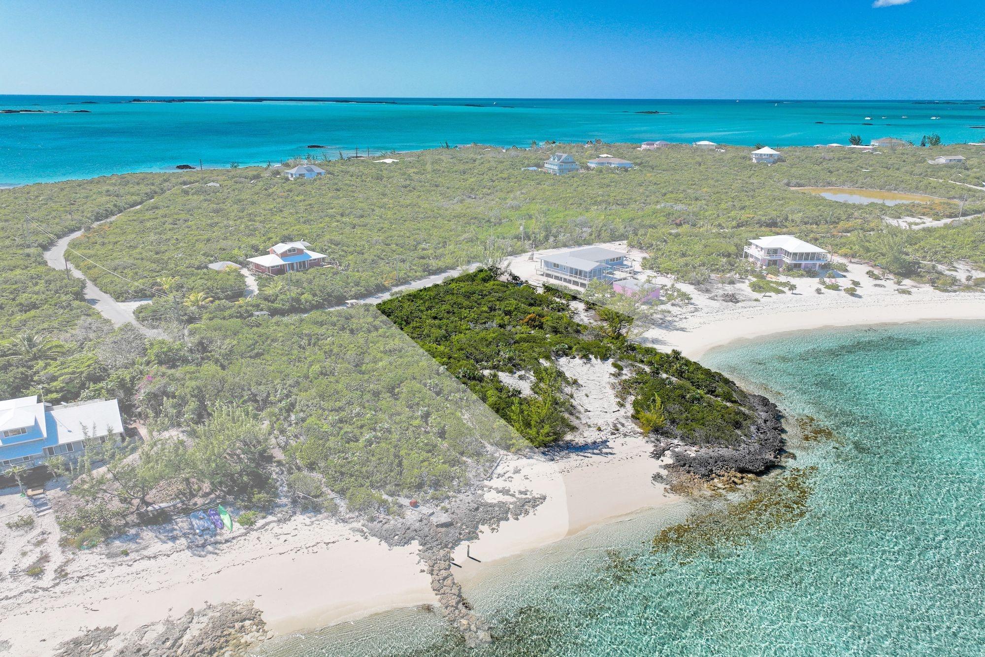 STANIEL CAY BEACHFRONT