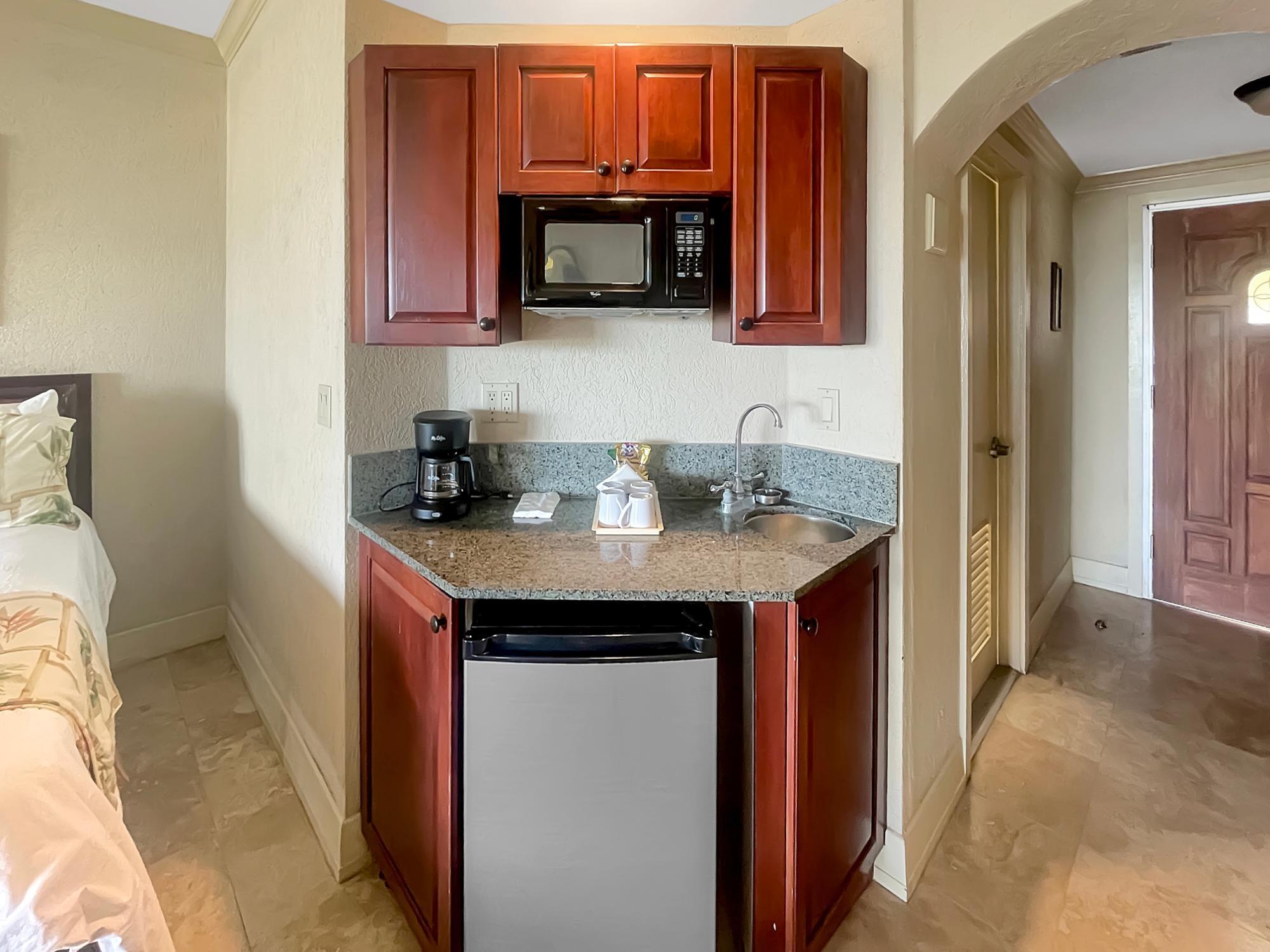 OLD BAHAMA BAY/WEST END