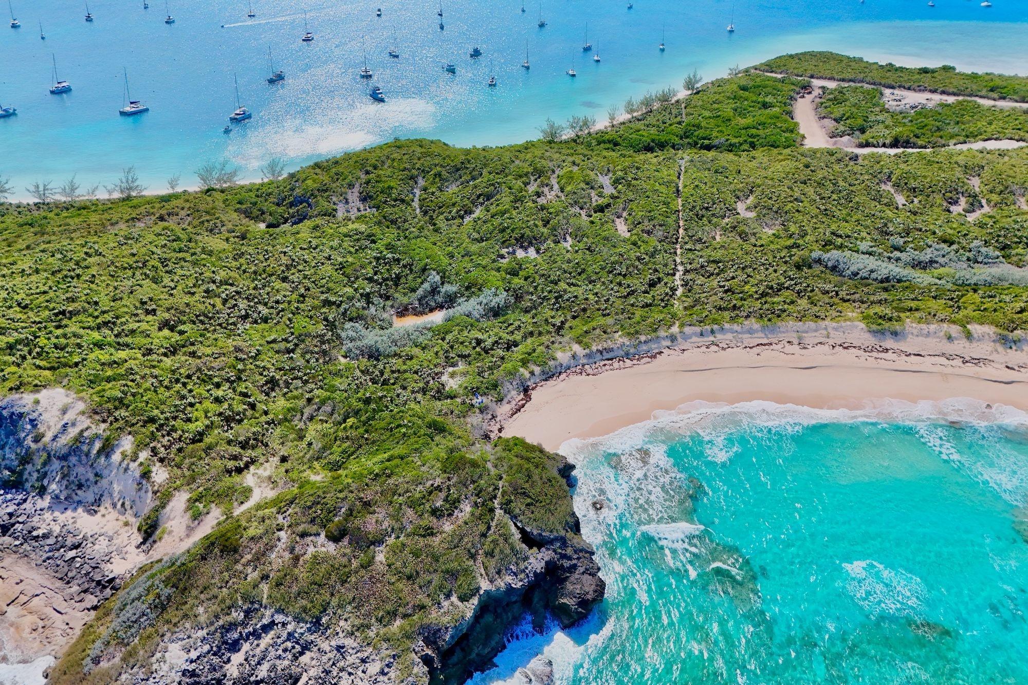 3 ACRES BEACHFRONT STOCKI