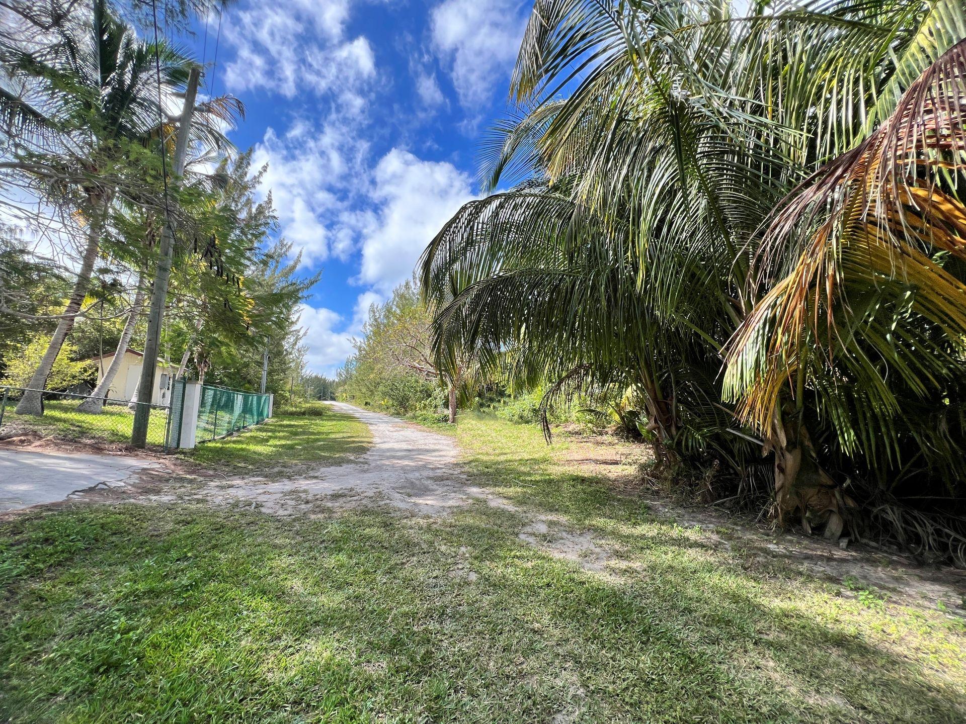 BAHAMA PALM SHORES LOT 18