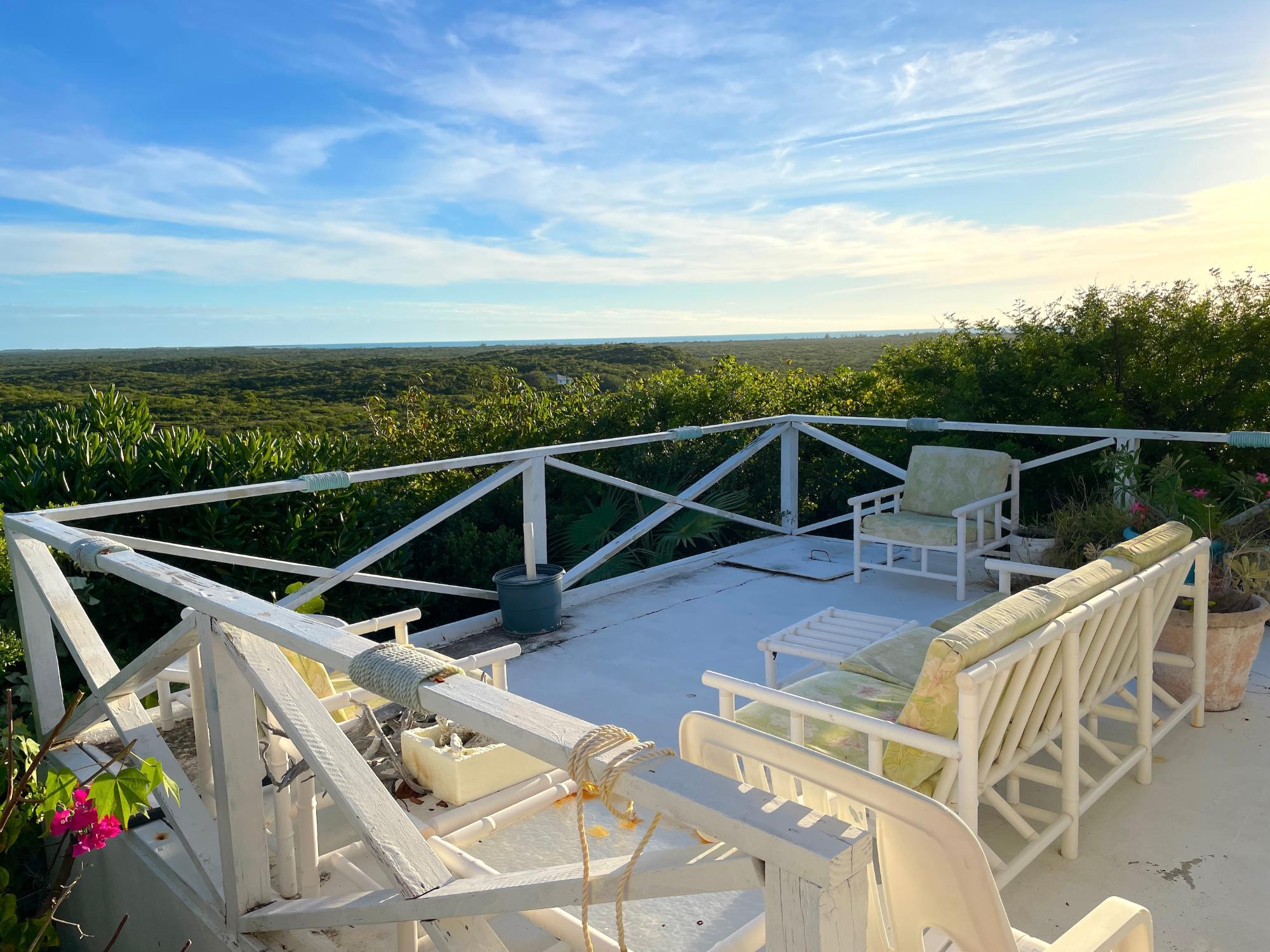 3/1 HOME   POOL/GARAGE