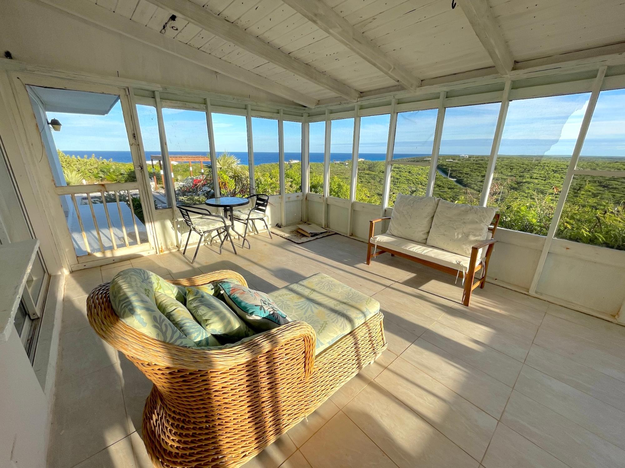 3/1 HOME   POOL/GARAGE