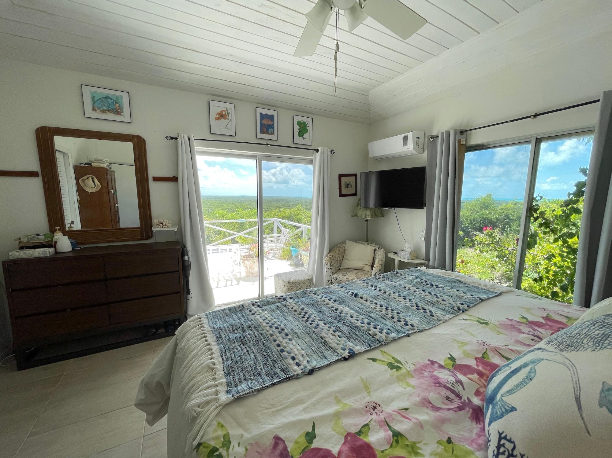 3/1 HOME   POOL/GARAGE