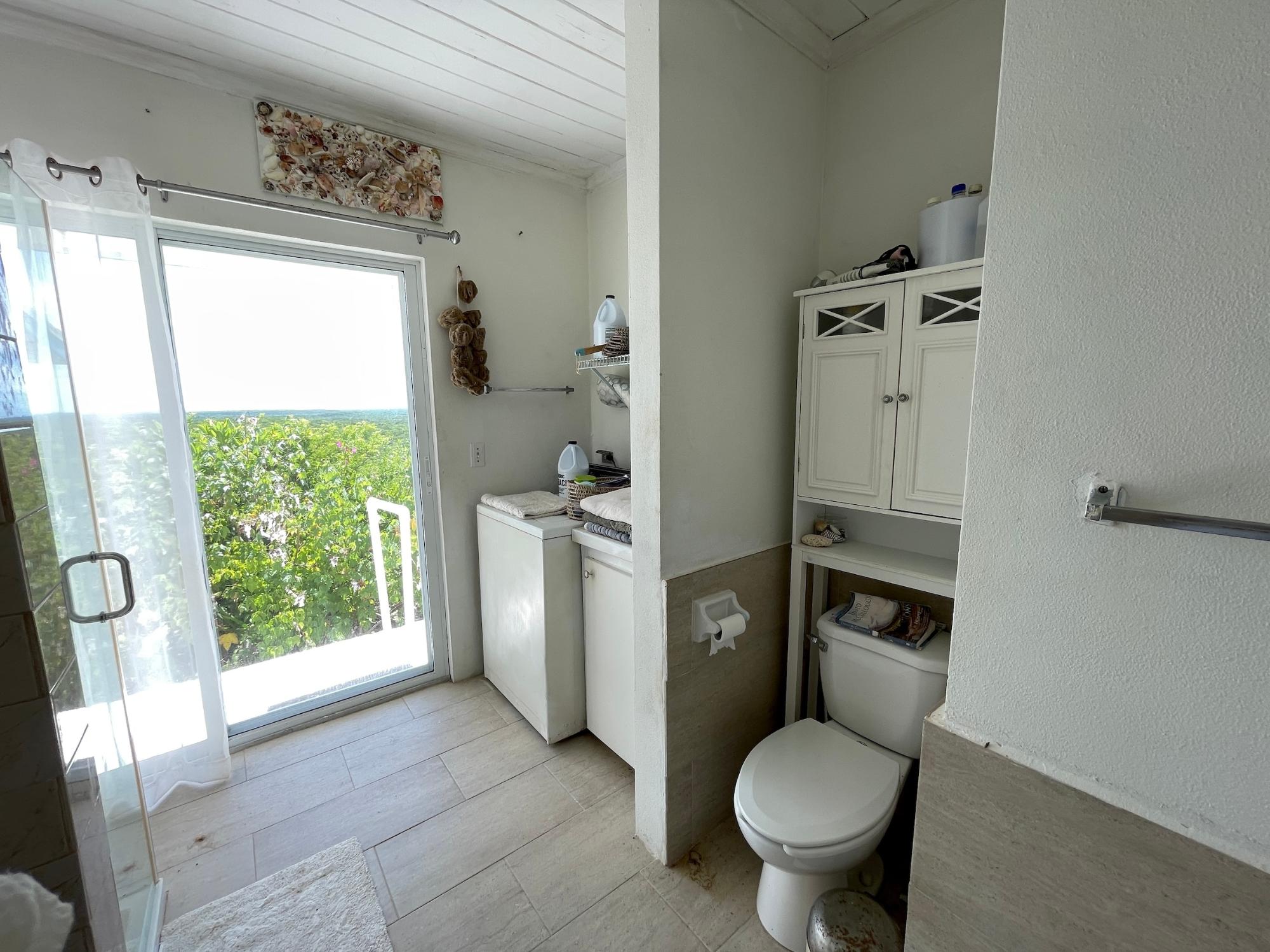 3/1 HOME   POOL/GARAGE