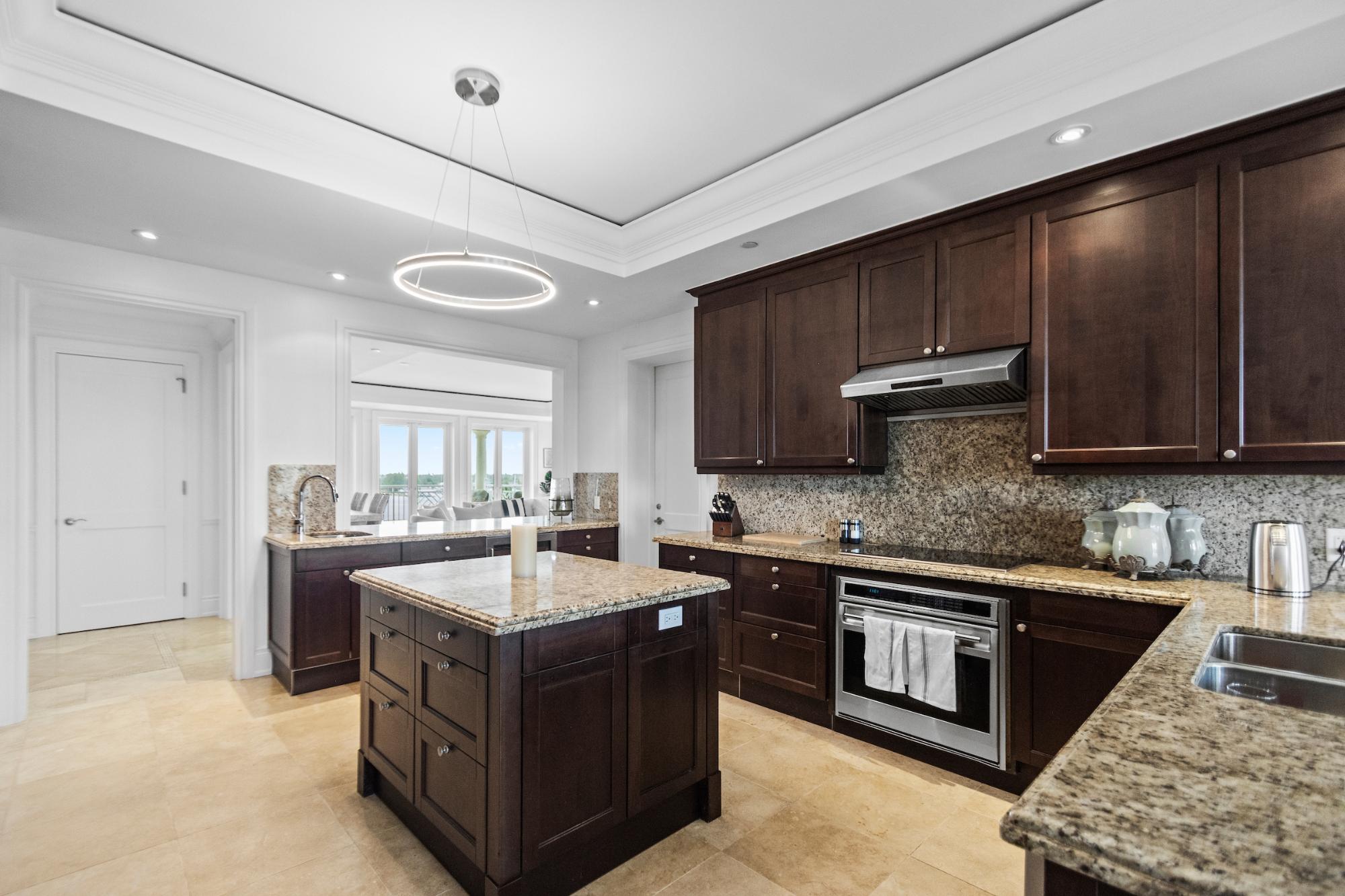 OCEAN CLUB RESIDENCES