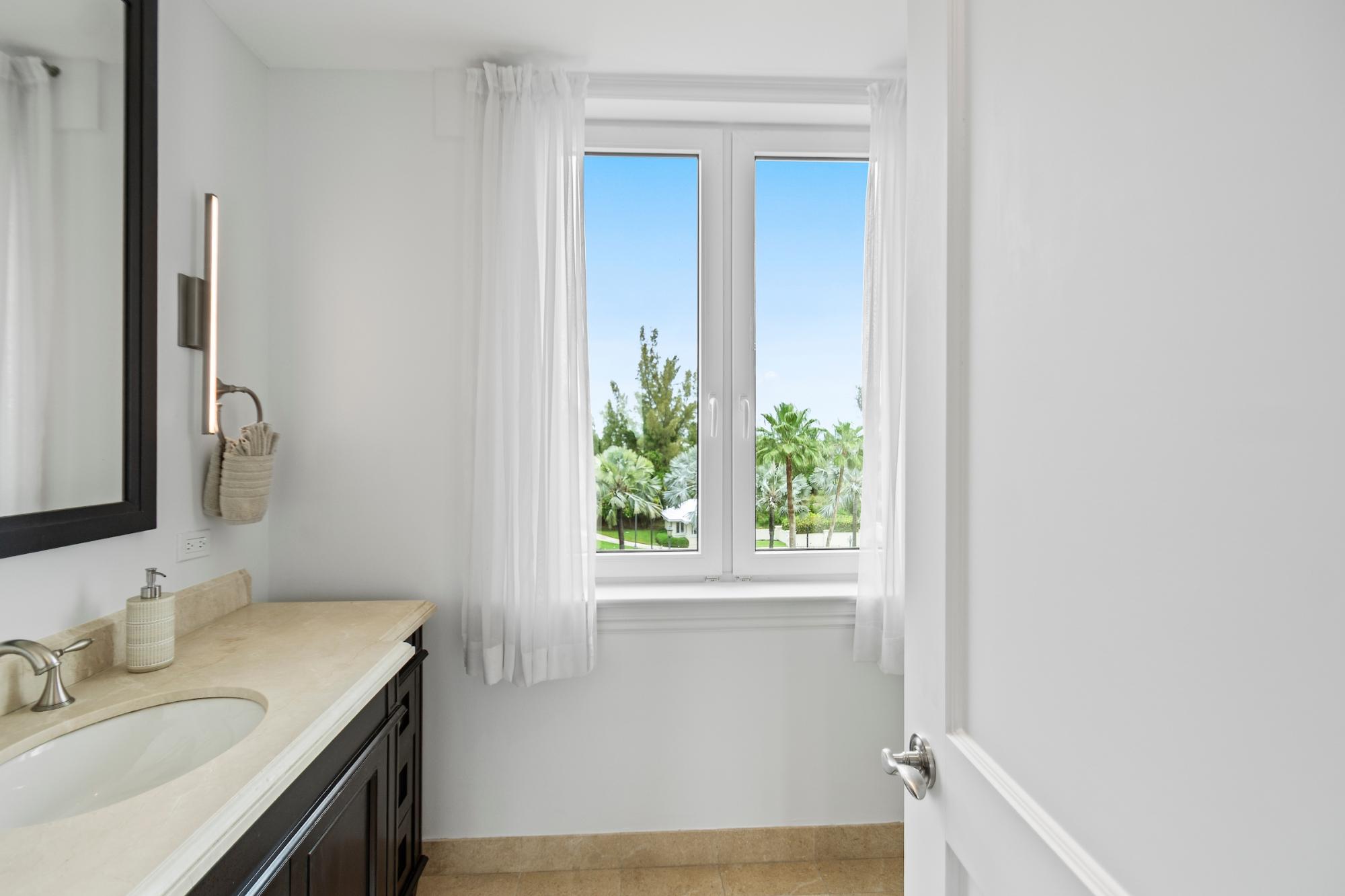 OCEAN CLUB RESIDENCES