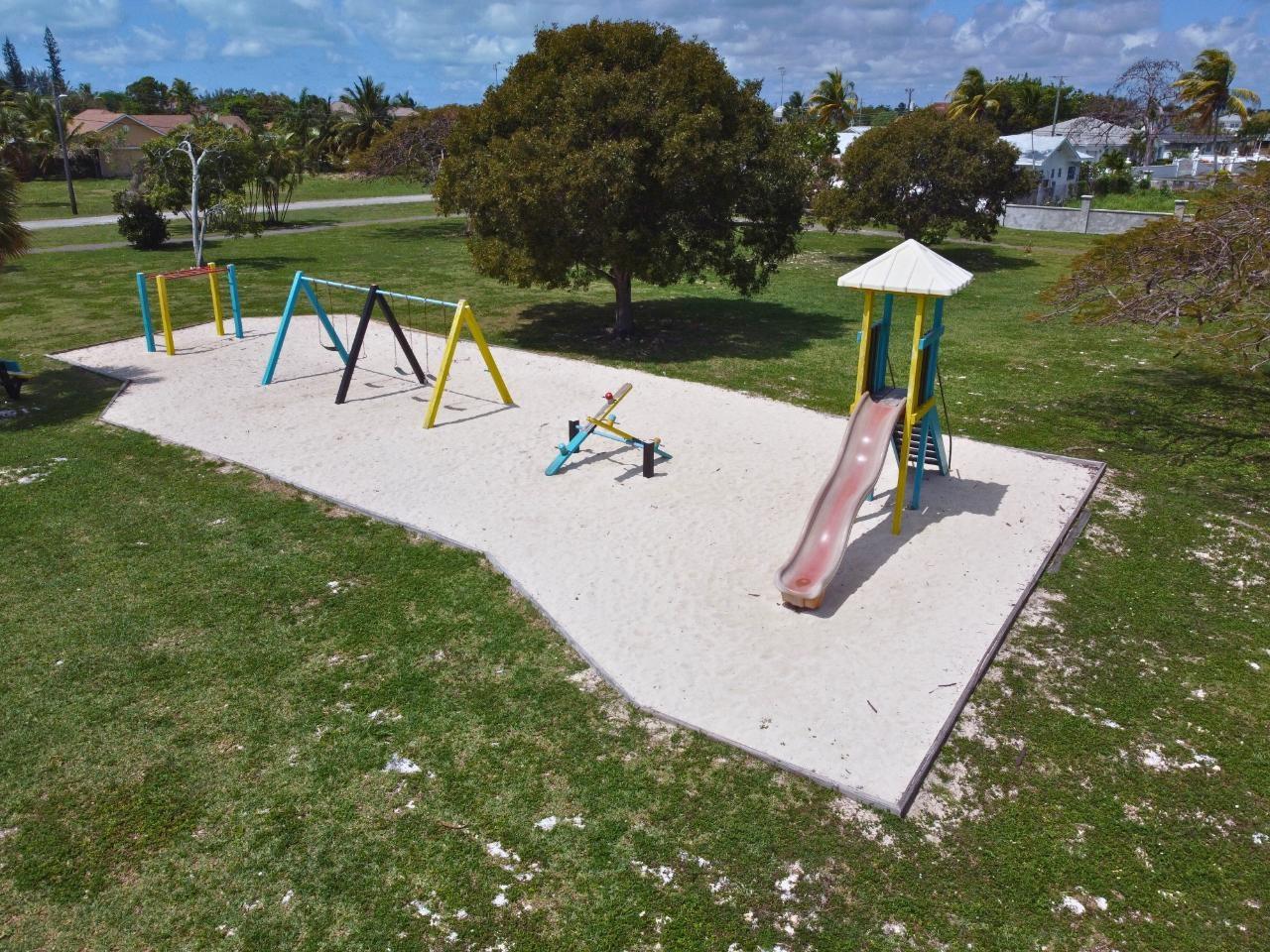 CAMBRIDGE RD NASSAU EAST