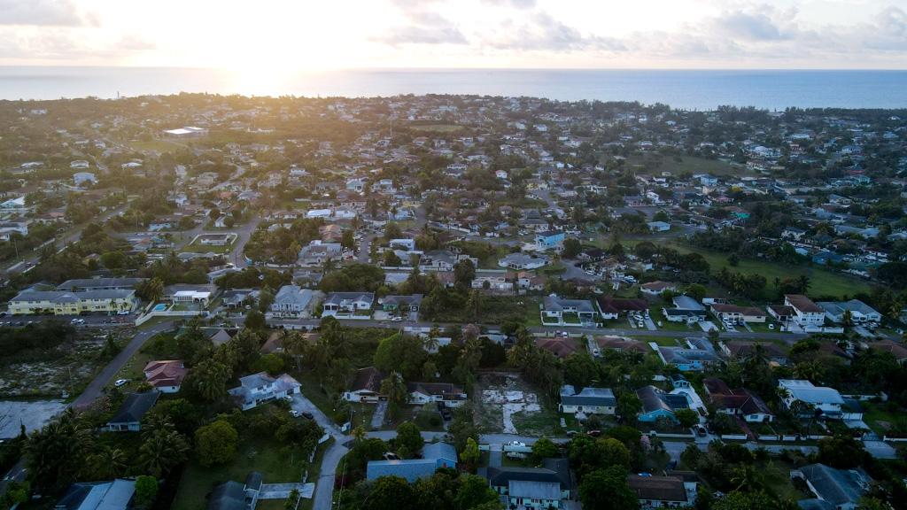 CAMBRIDGE RD NASSAU EAST