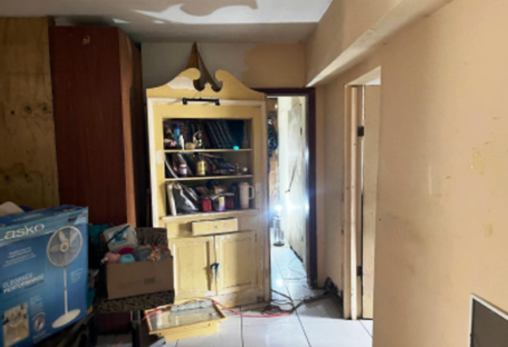 BAMBOO CRESCENT, GOLDEN G