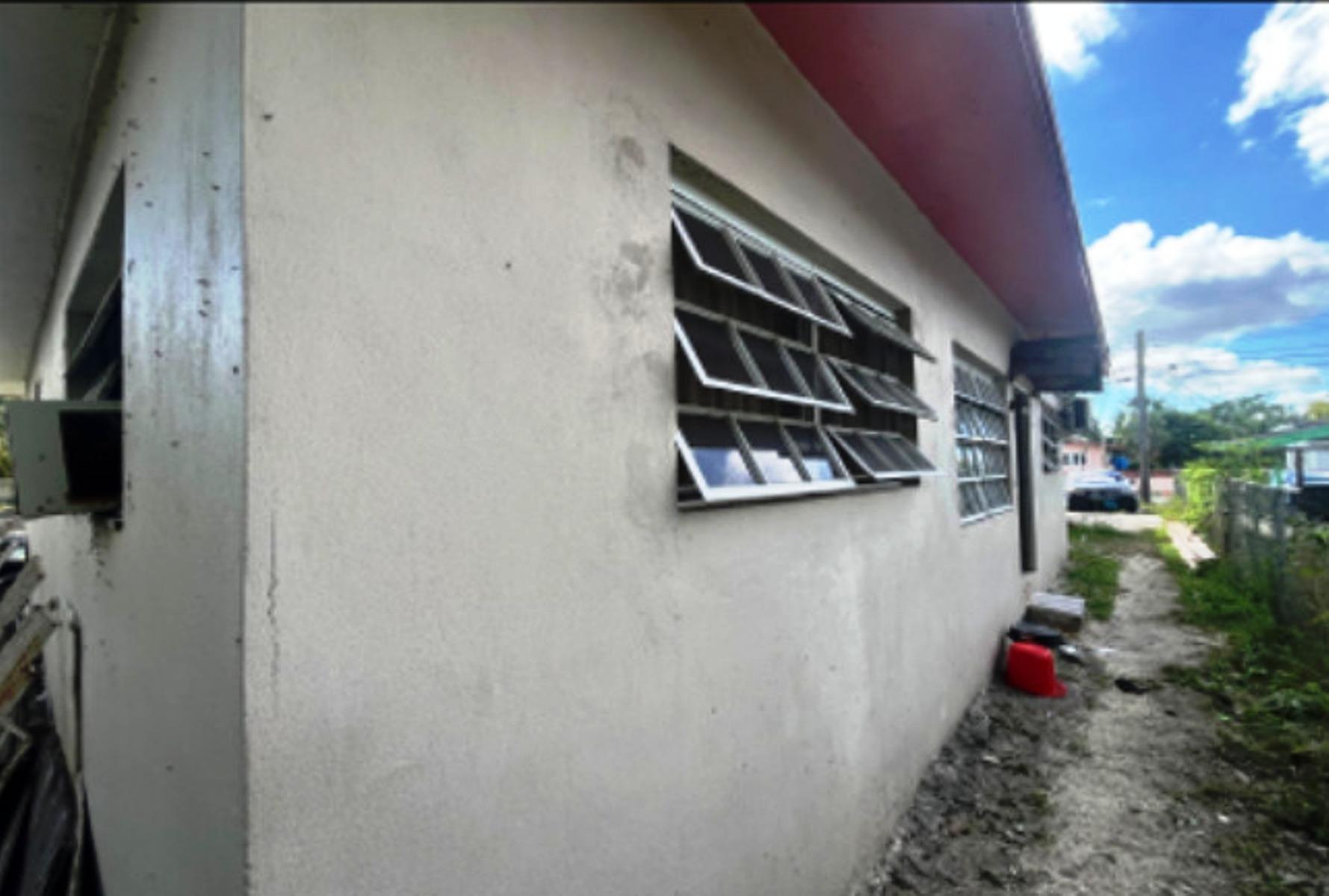 BAMBOO CRESCENT, GOLDEN G