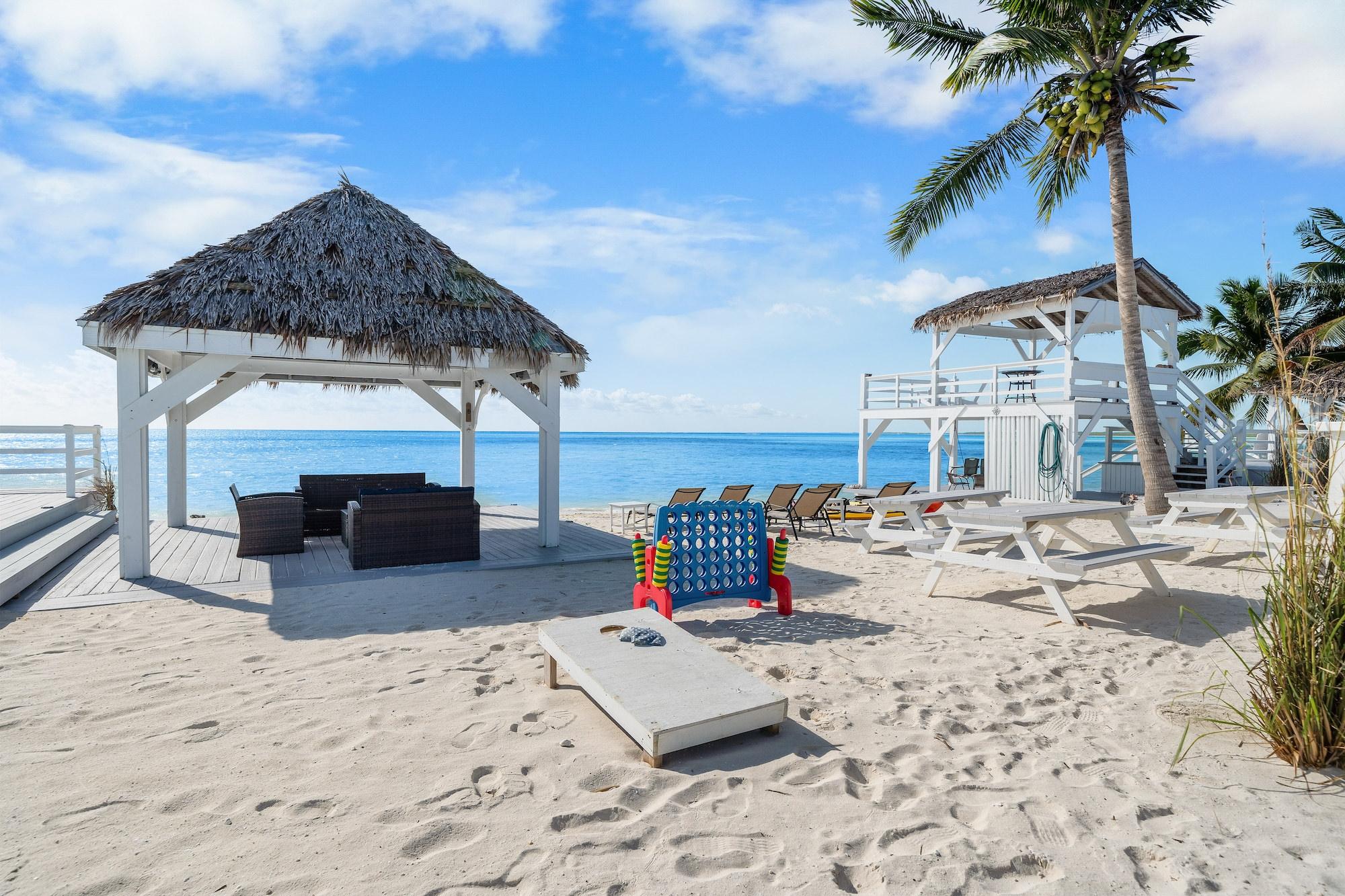 COCONUT BEACHFRONT ESTATE