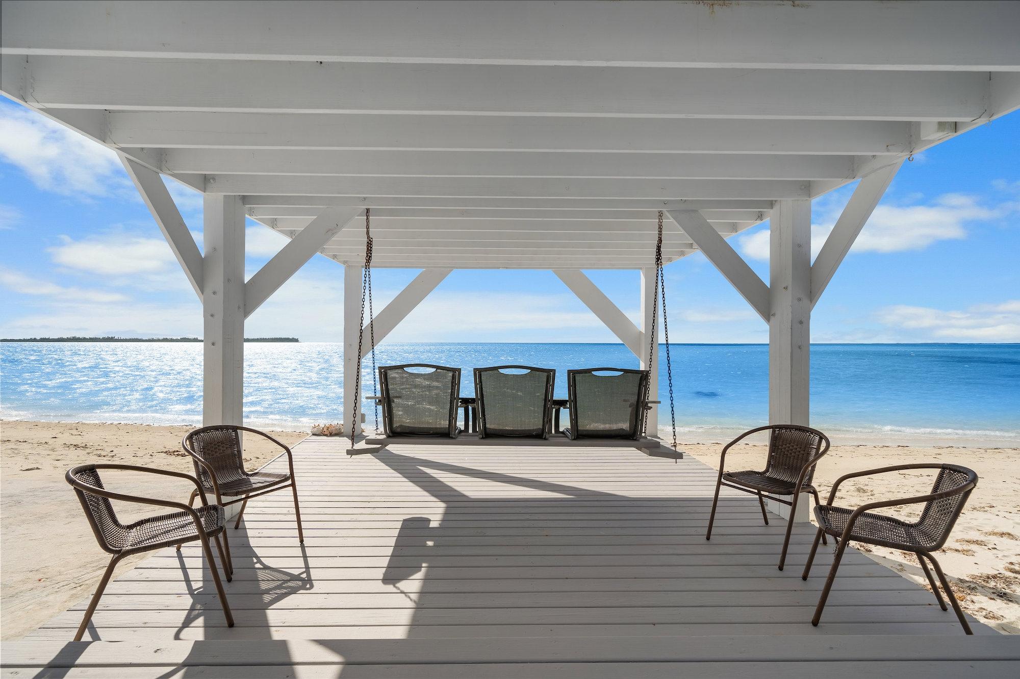 COCONUT BEACHFRONT ESTATE