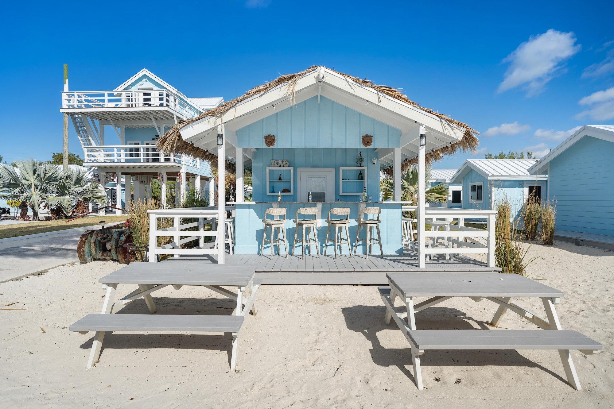 COCONUT BEACHFRONT ESTATE