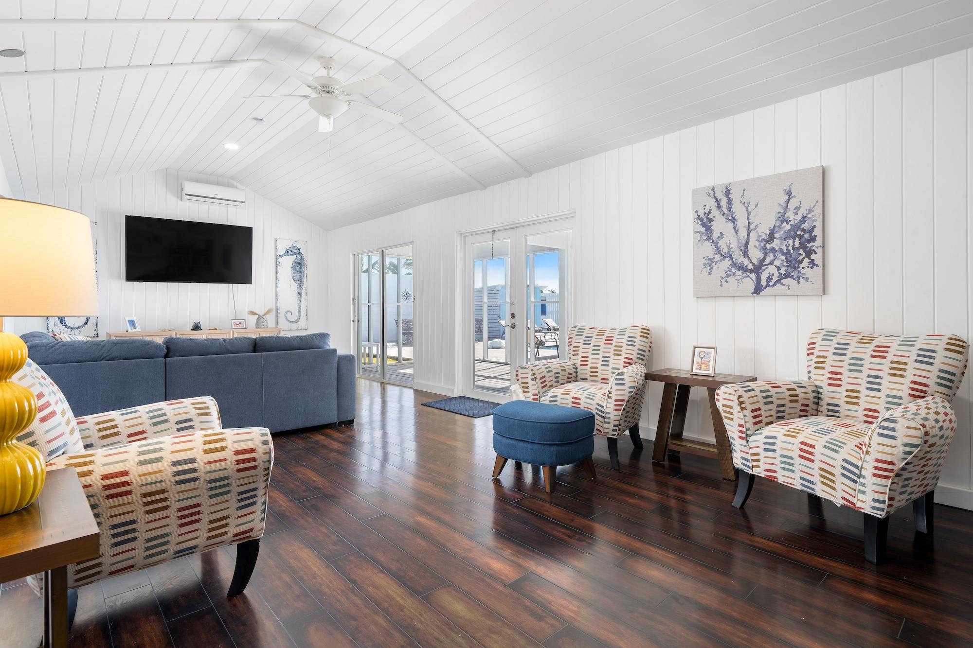 COCONUT BEACHFRONT ESTATE