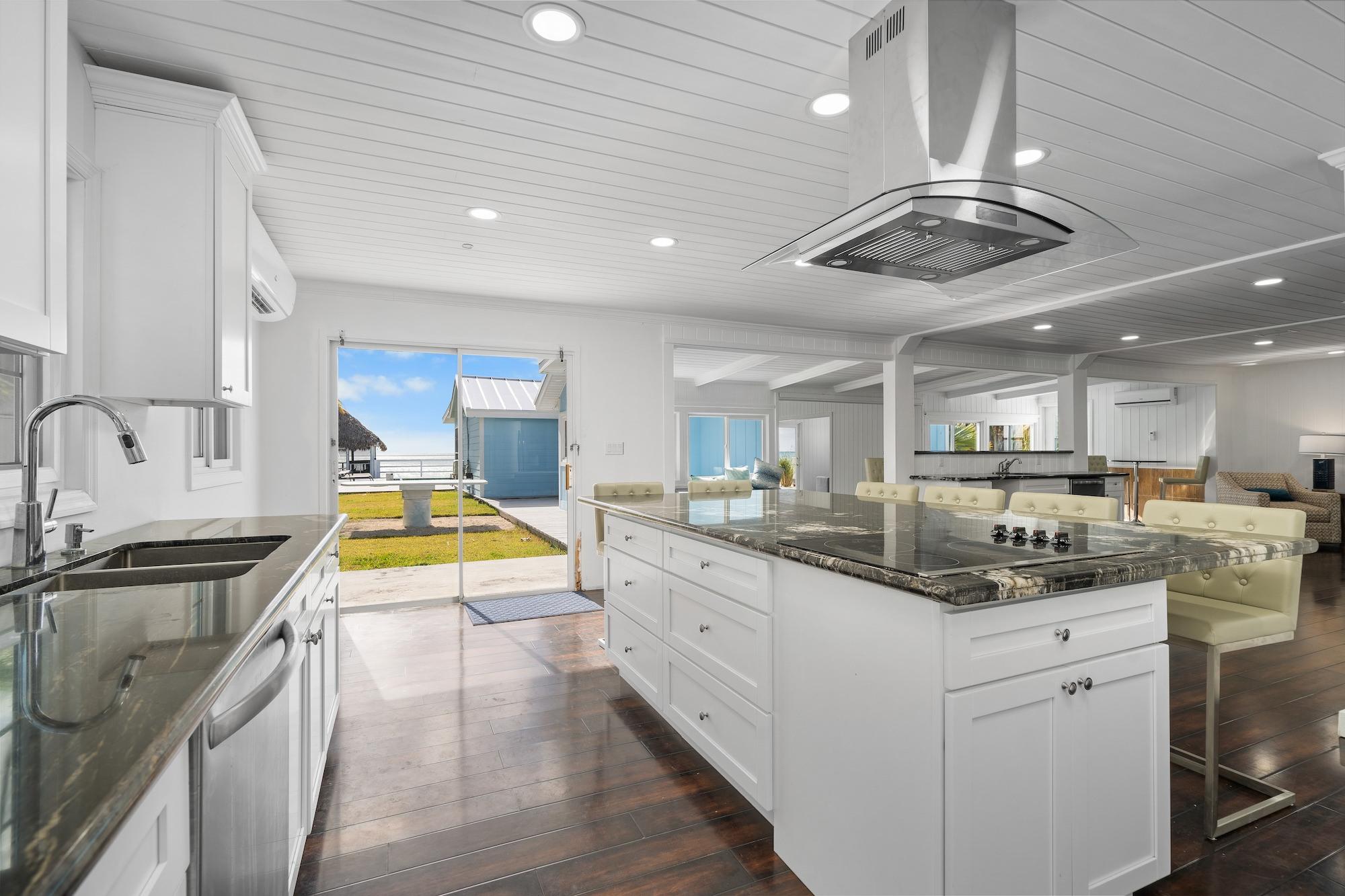 COCONUT BEACHFRONT ESTATE