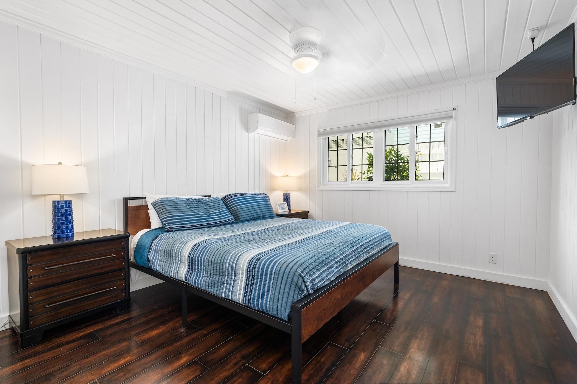 COCONUT BEACHFRONT ESTATE